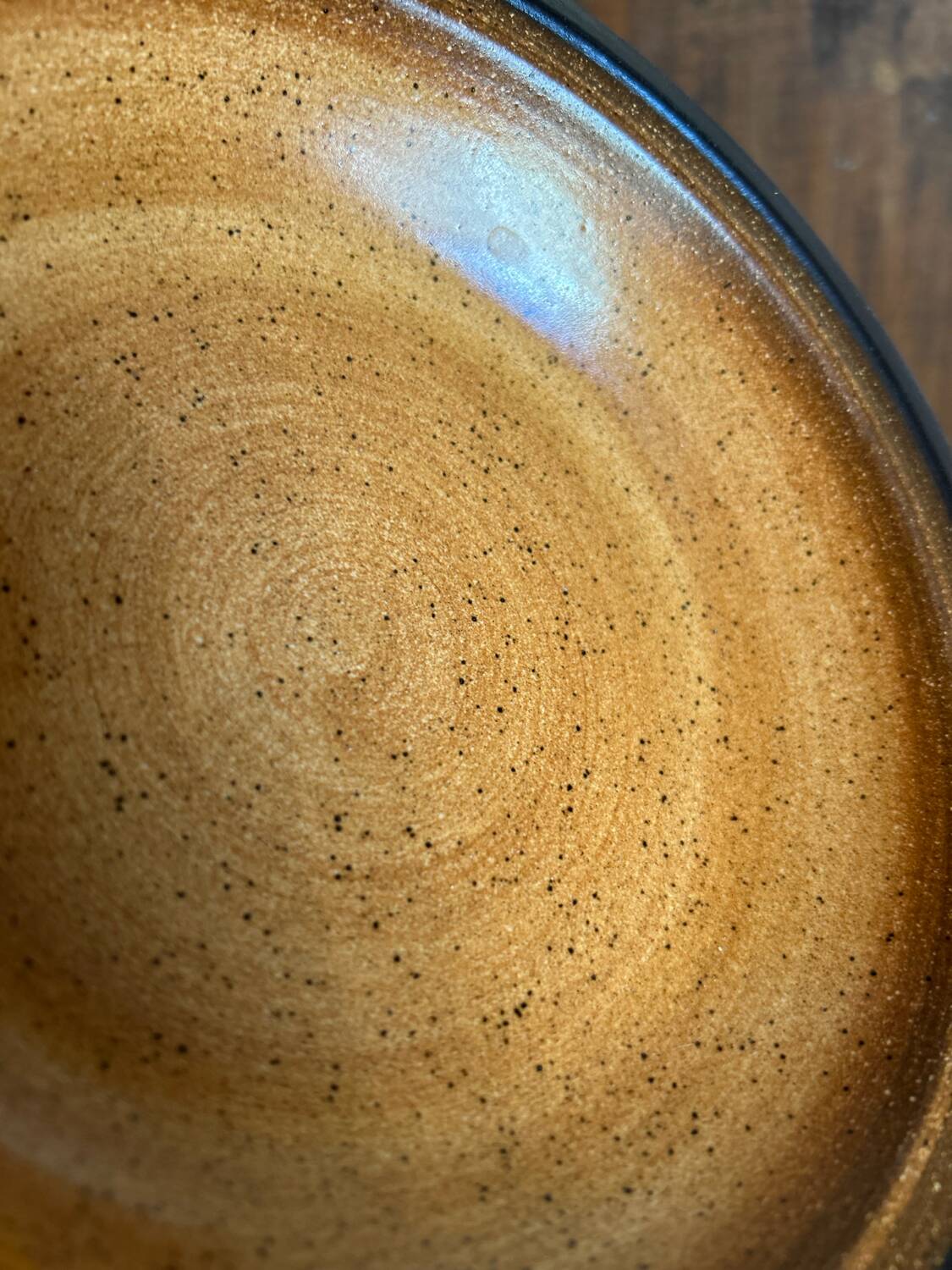 Série de 6 assiettes plates en grès vintage modèle Meylan