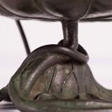 Empty Bowl Japanese Pocket On Piedouche In Lotus Ikebana with The Frog