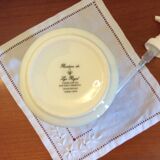Porcelain liquid soap dispenser from the Lys Royal