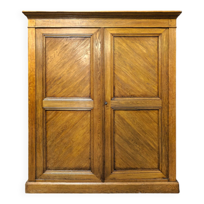 Meuble de métier ou armoire de notaire en chêne