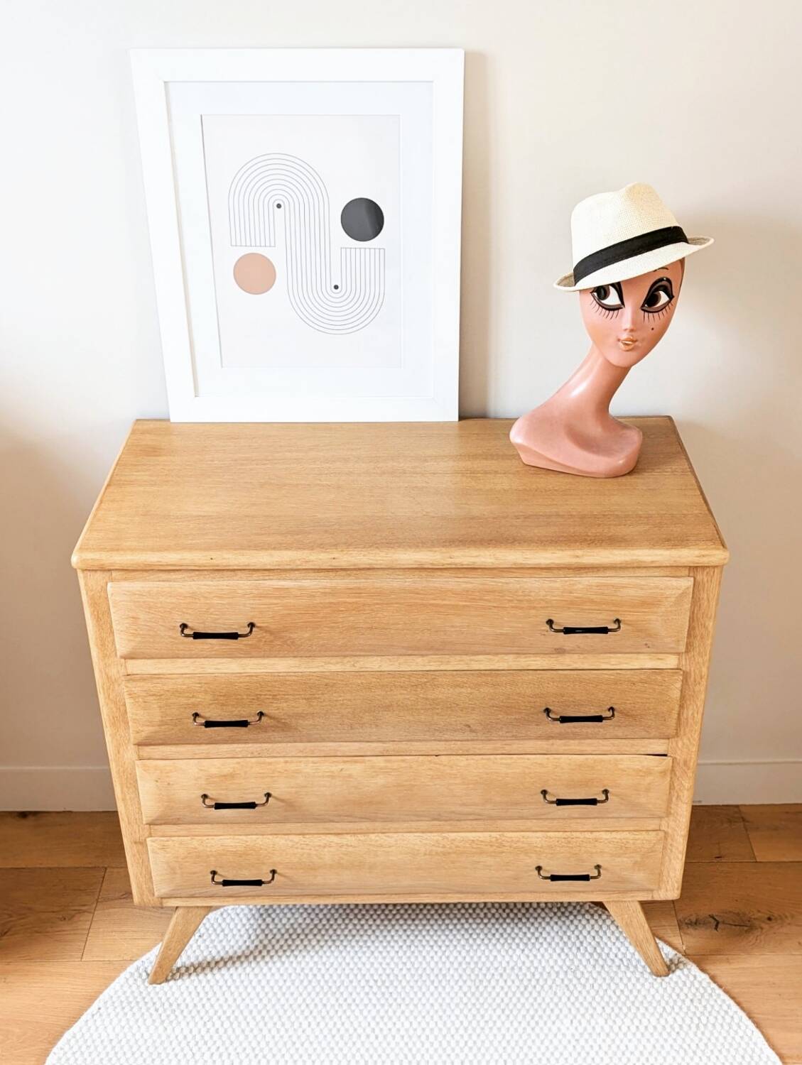 Commode vintage 50/60 rénovée hêtre et pieds compas