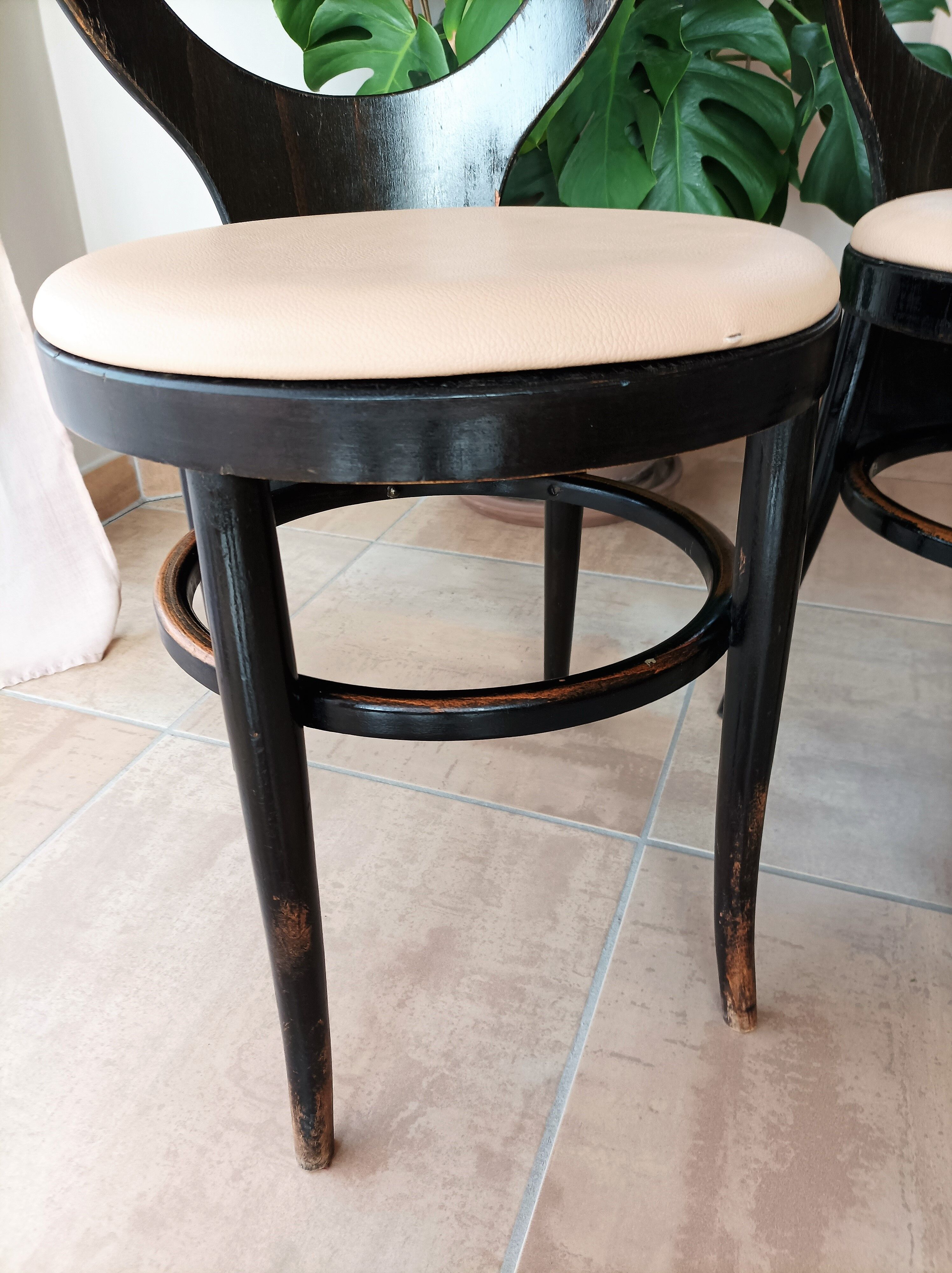 Set of 2 Baumann mouette bistro chairs