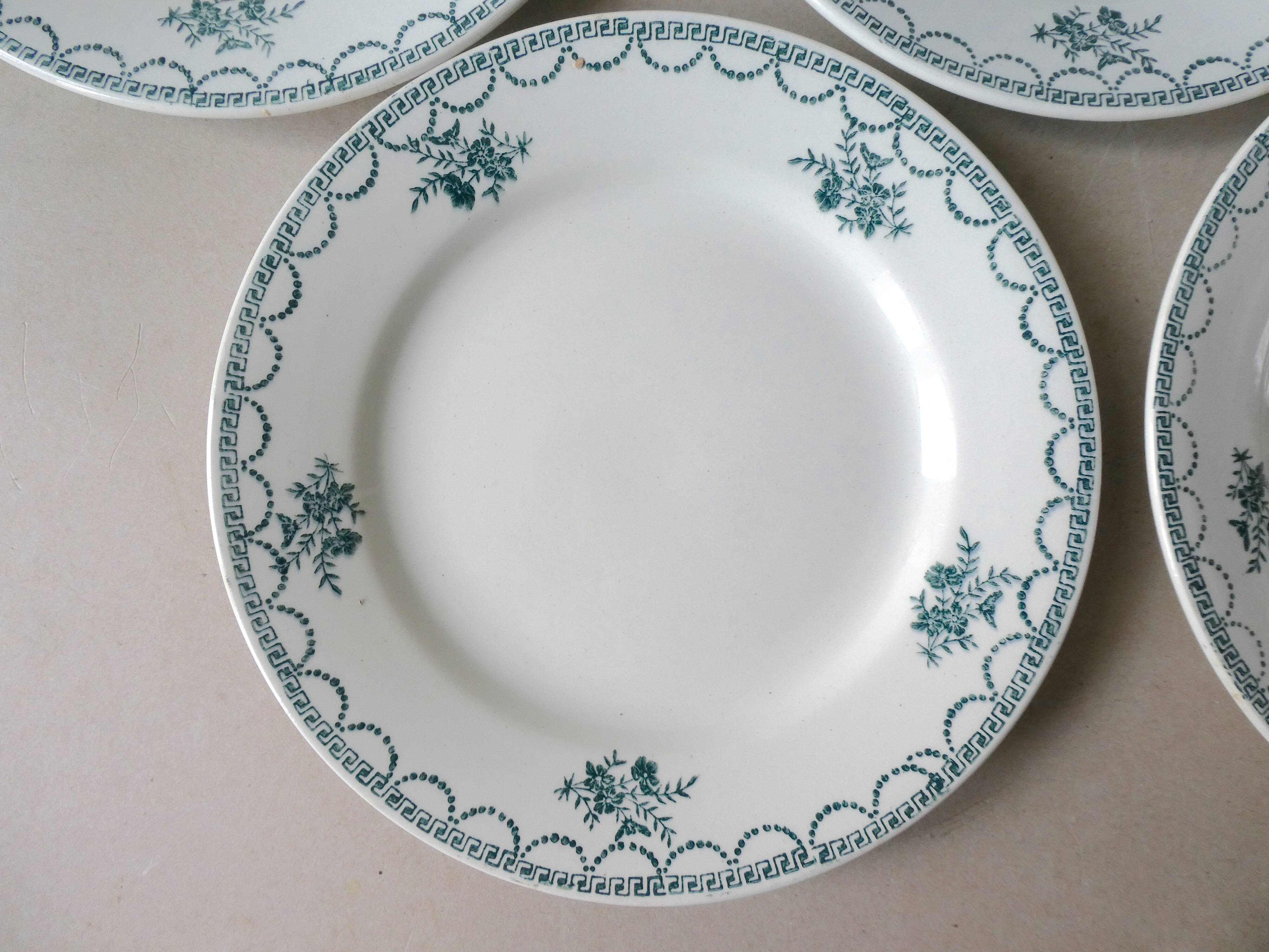 Set of 6 dinner plates of Saint Amand 50s