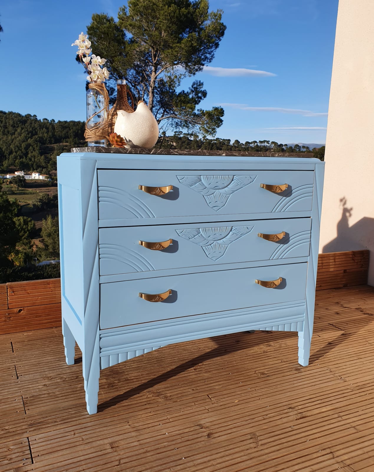 Vintage art deco chest of drawers