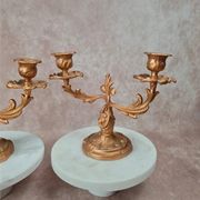 Paire de bougeoirs anciens dorés – style Louis Xv / Rocaille