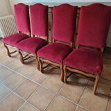 Ensemble de 4 chaises style Louis XIII en velours Bordeaux