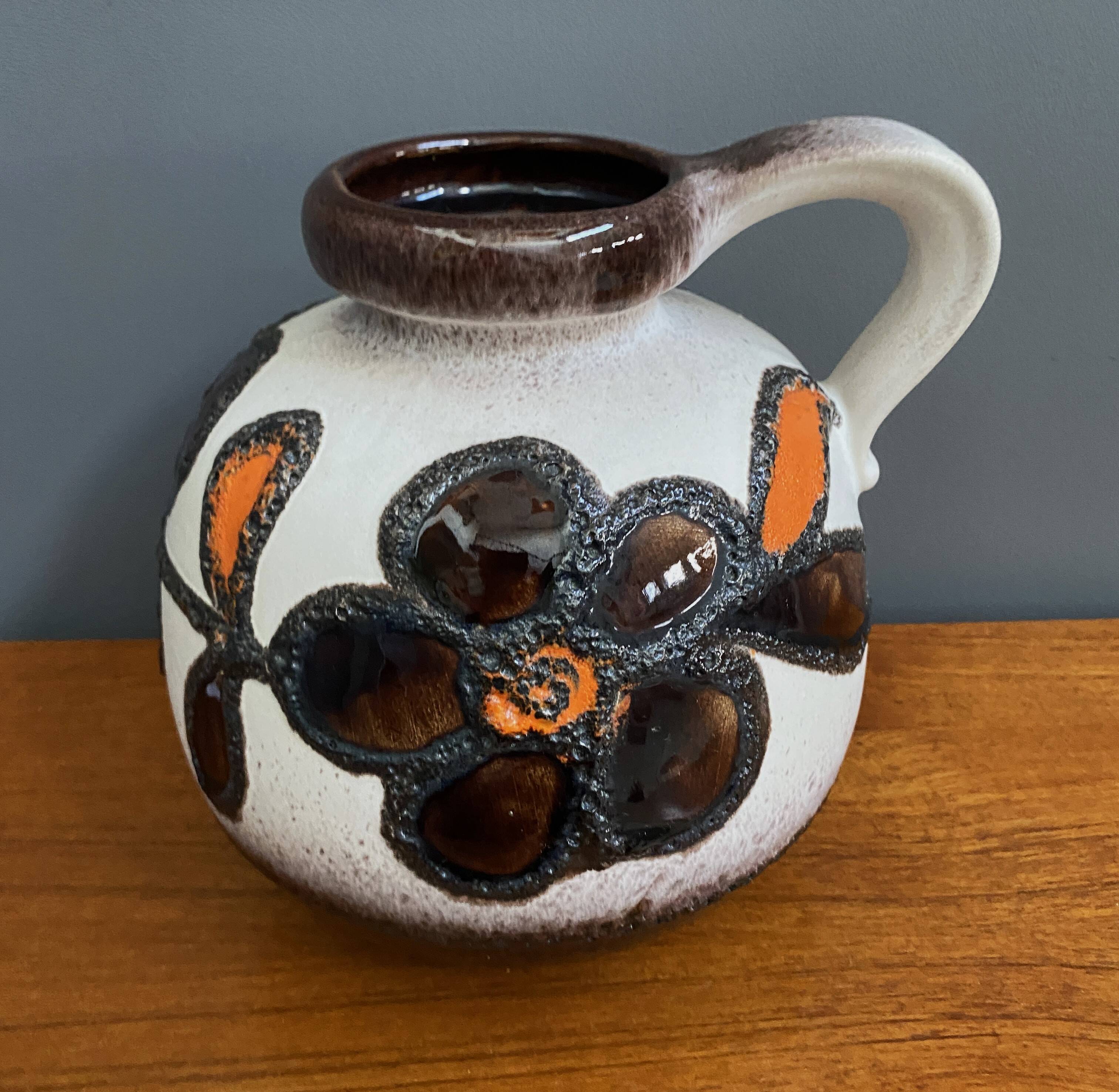 Scheurich vase model 484-21 1970s