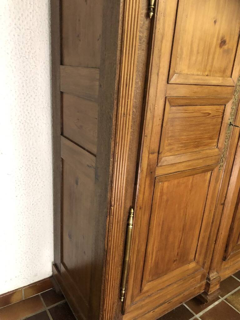 Armoire