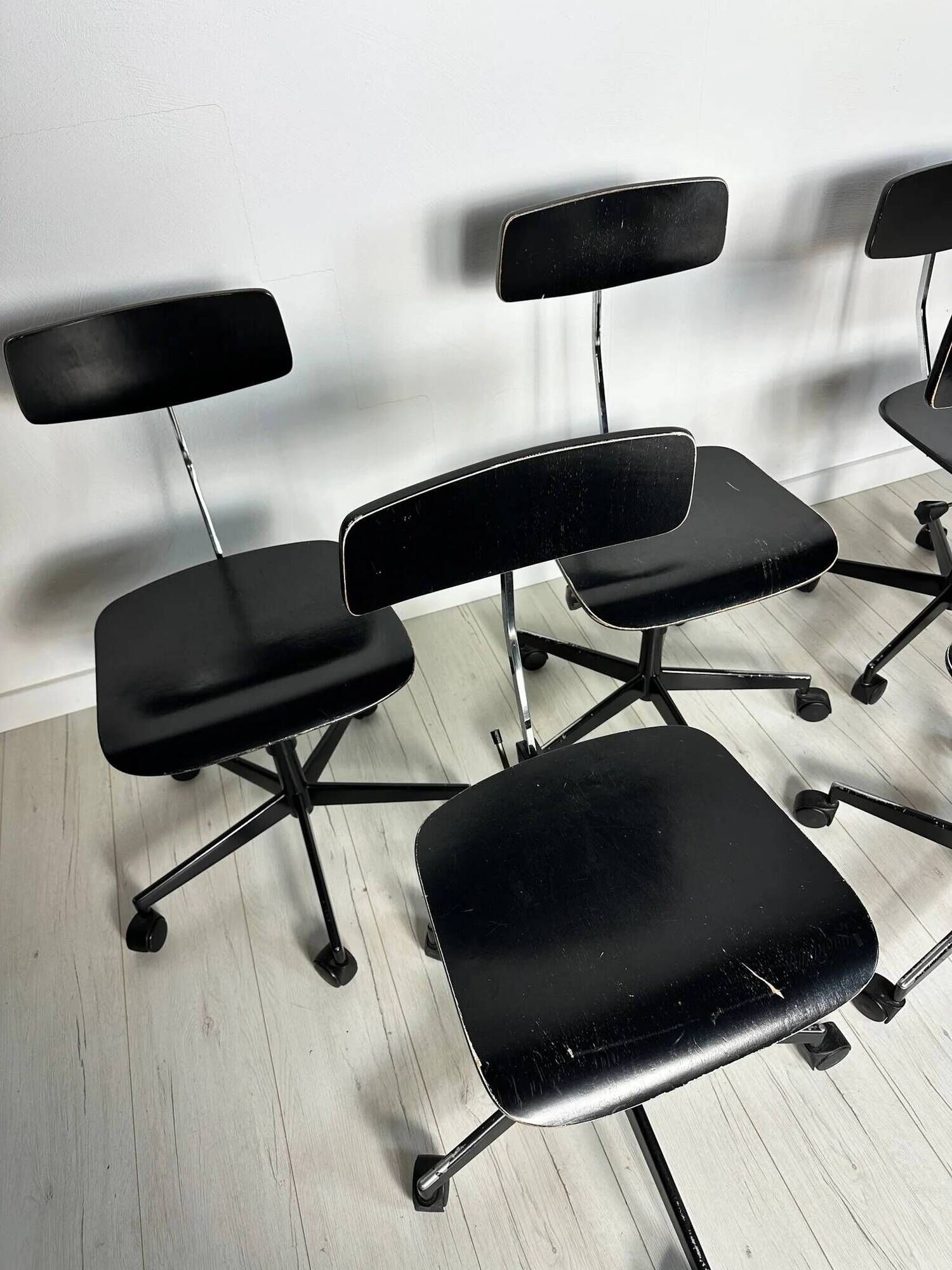 1/6 1950s vintage black architect desk chair by Jørgen Rasmussen for Labofa