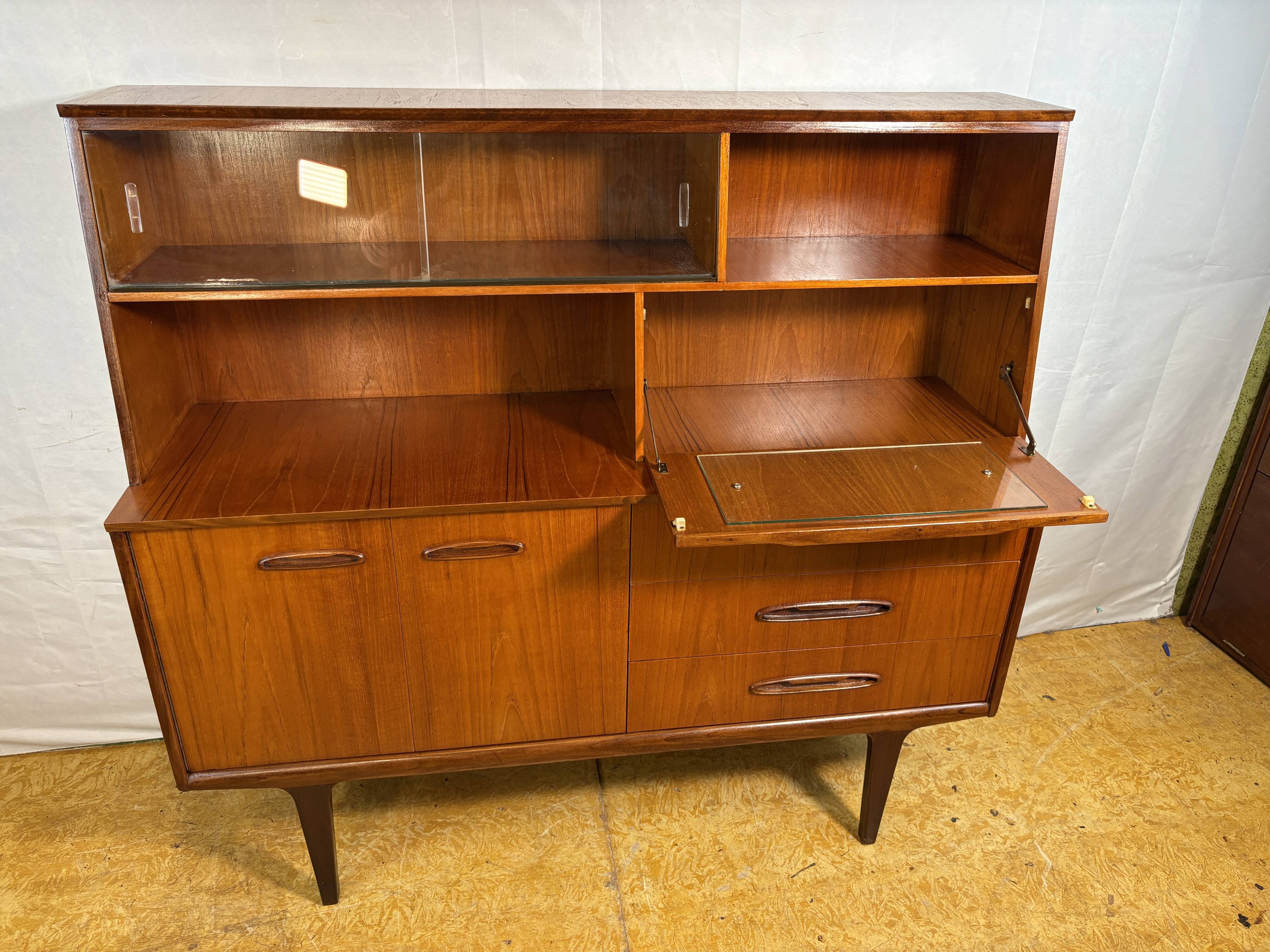 Mid Century Retro Teak Sideboard / Highboard by Jentique 1960  DanishD
