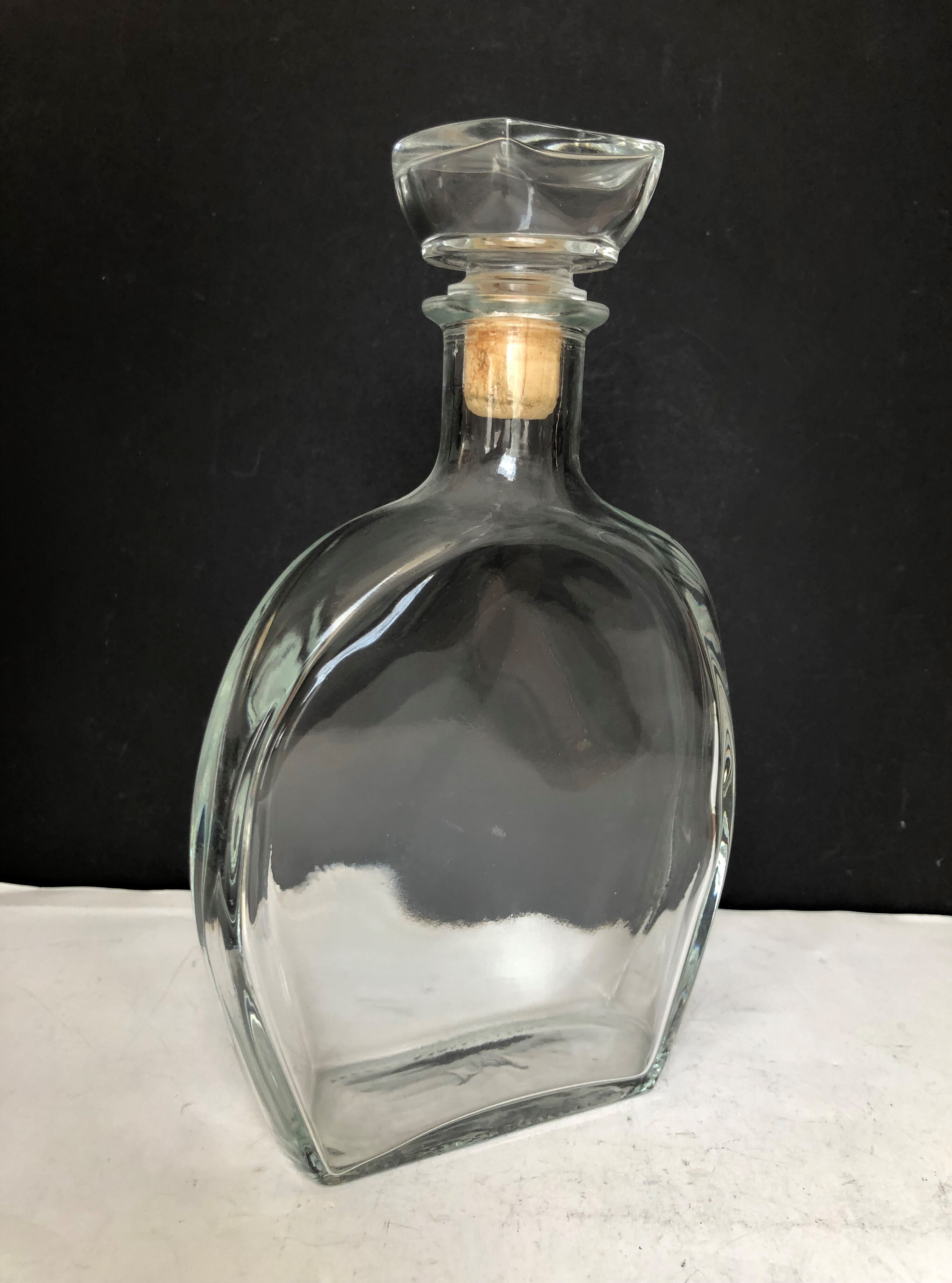 Molded glass decanter