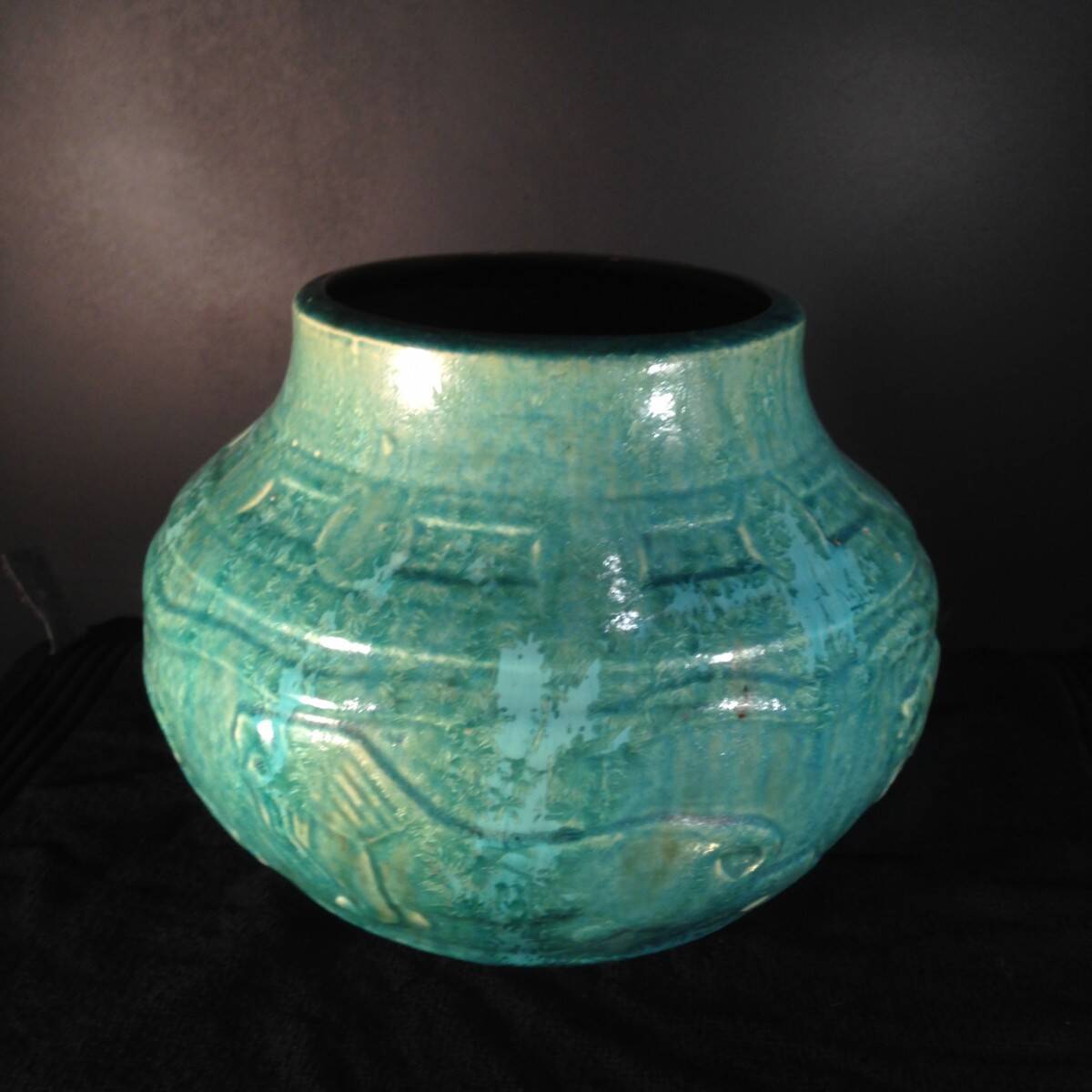 Lion vase, art deco, Bouffioulx stoneware, Roger Guérin, circa 1930