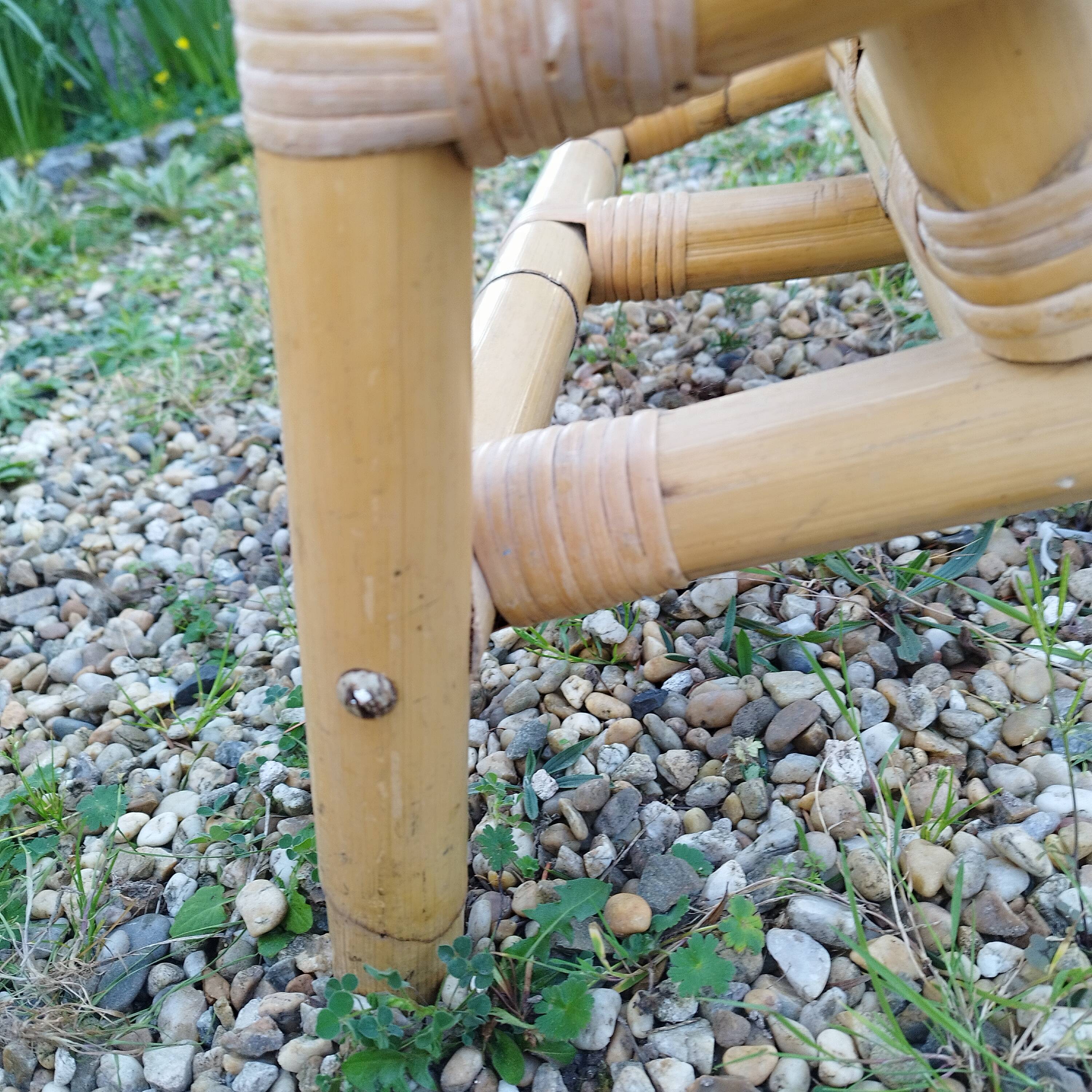 4 fauteuils en bambou et table basse vintage