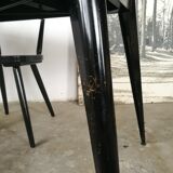 Table Tolix, by Xavier Pauchard pedestal compass