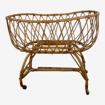 Rattan cradle