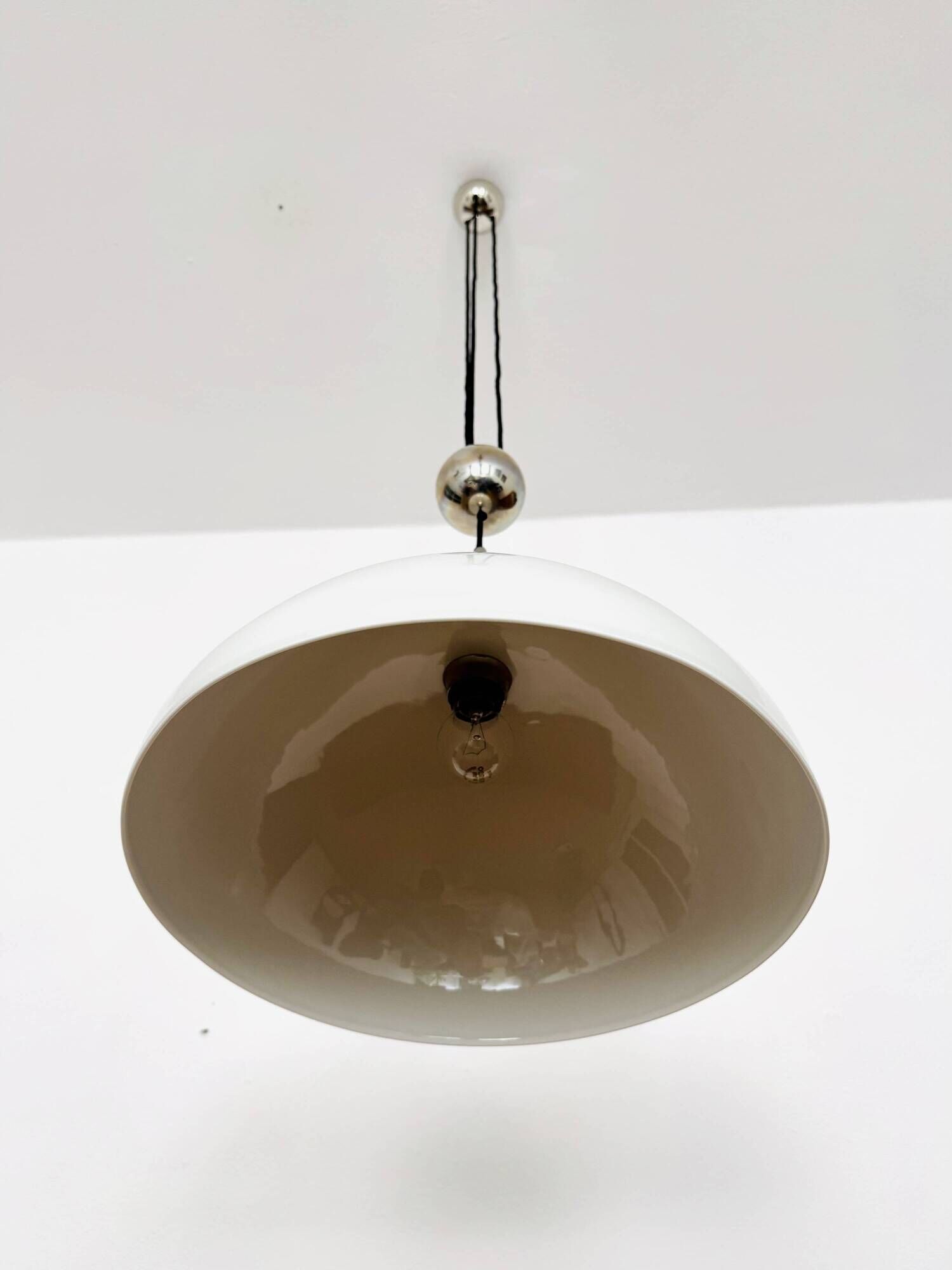 Adjustable Posa Pendant Lamp with Porcelain Shade by Florian Schulz