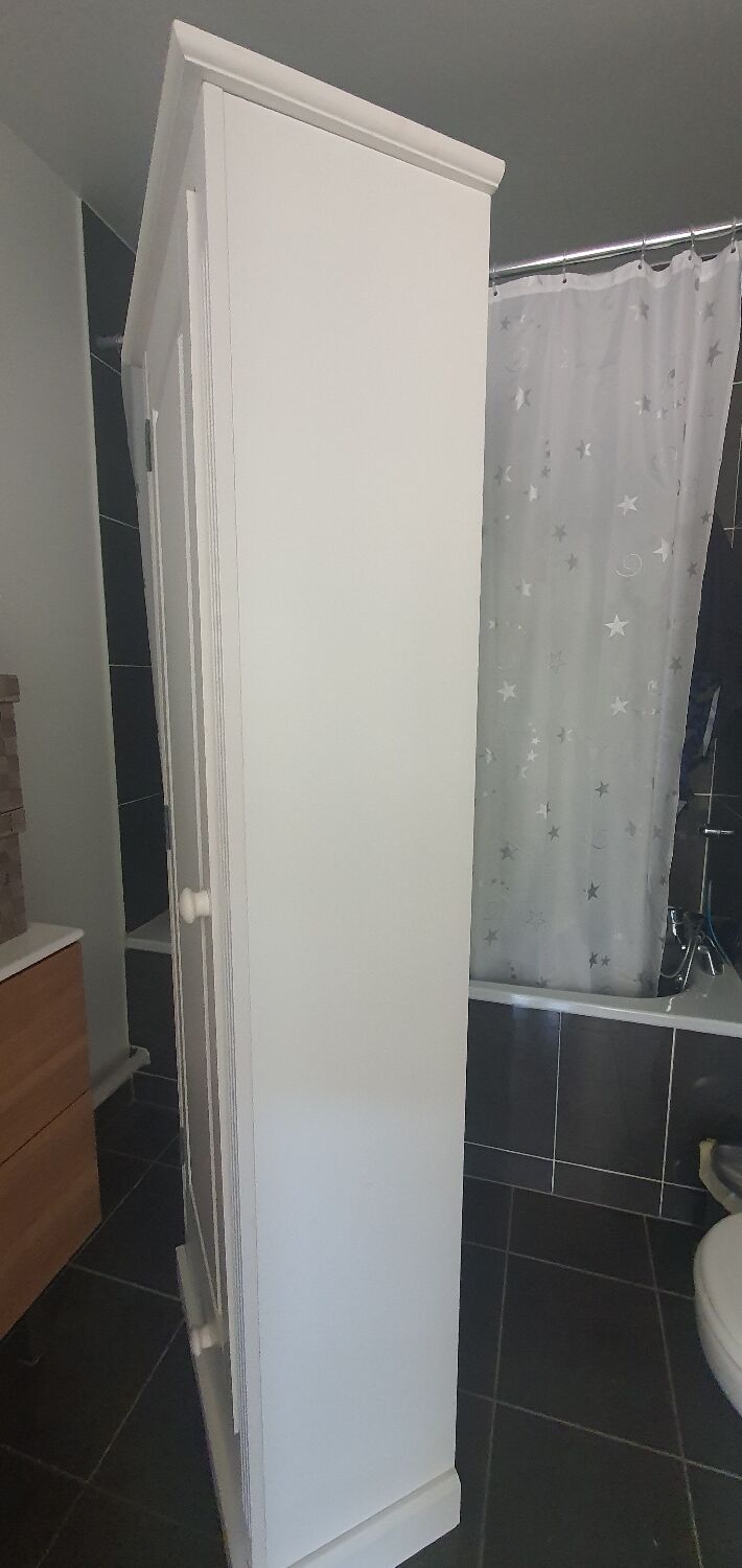 Hosiery cabinet