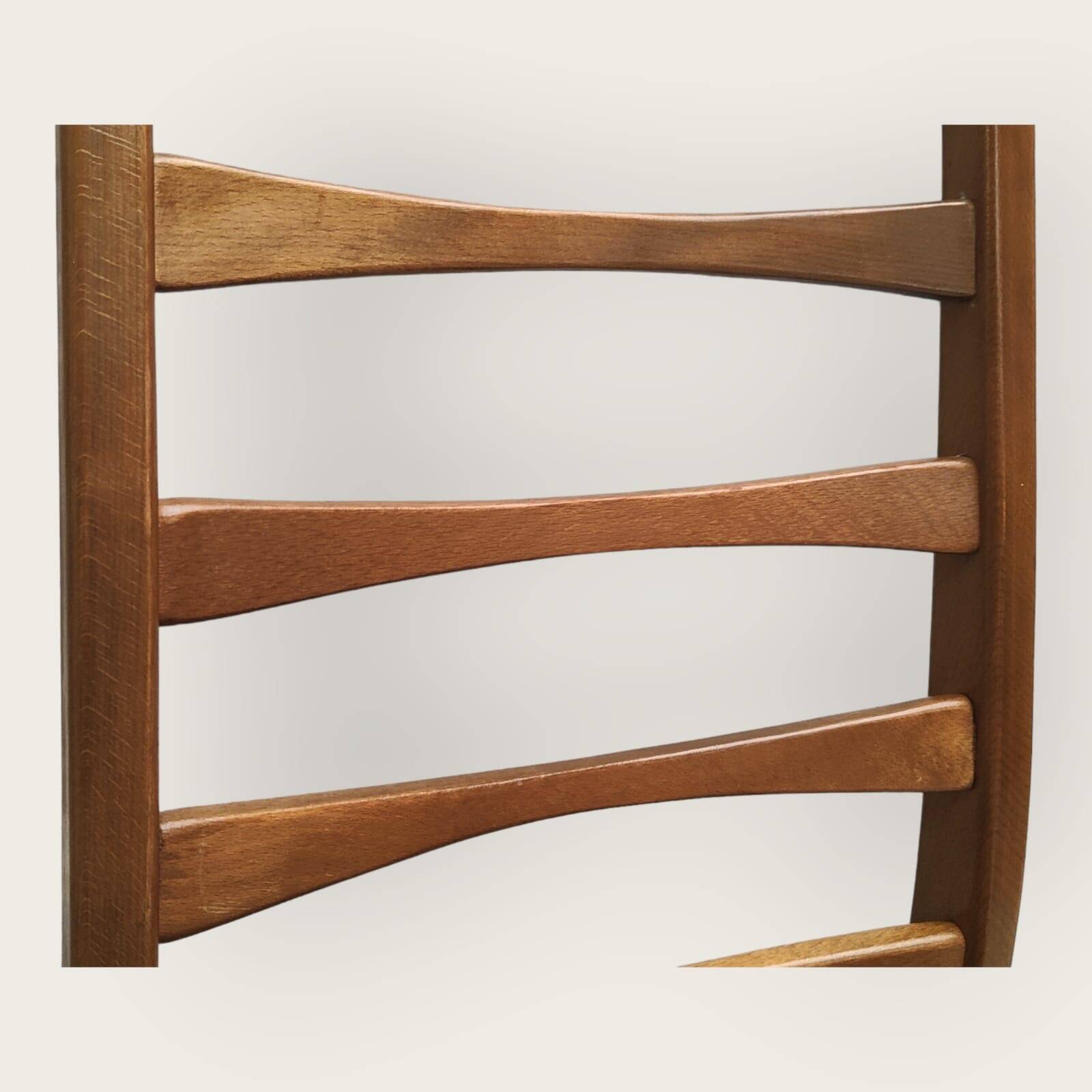 Vier Mid Century stoelen