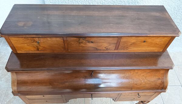 Bureau à cylindre Louis Philippe en noyer époque 19ème