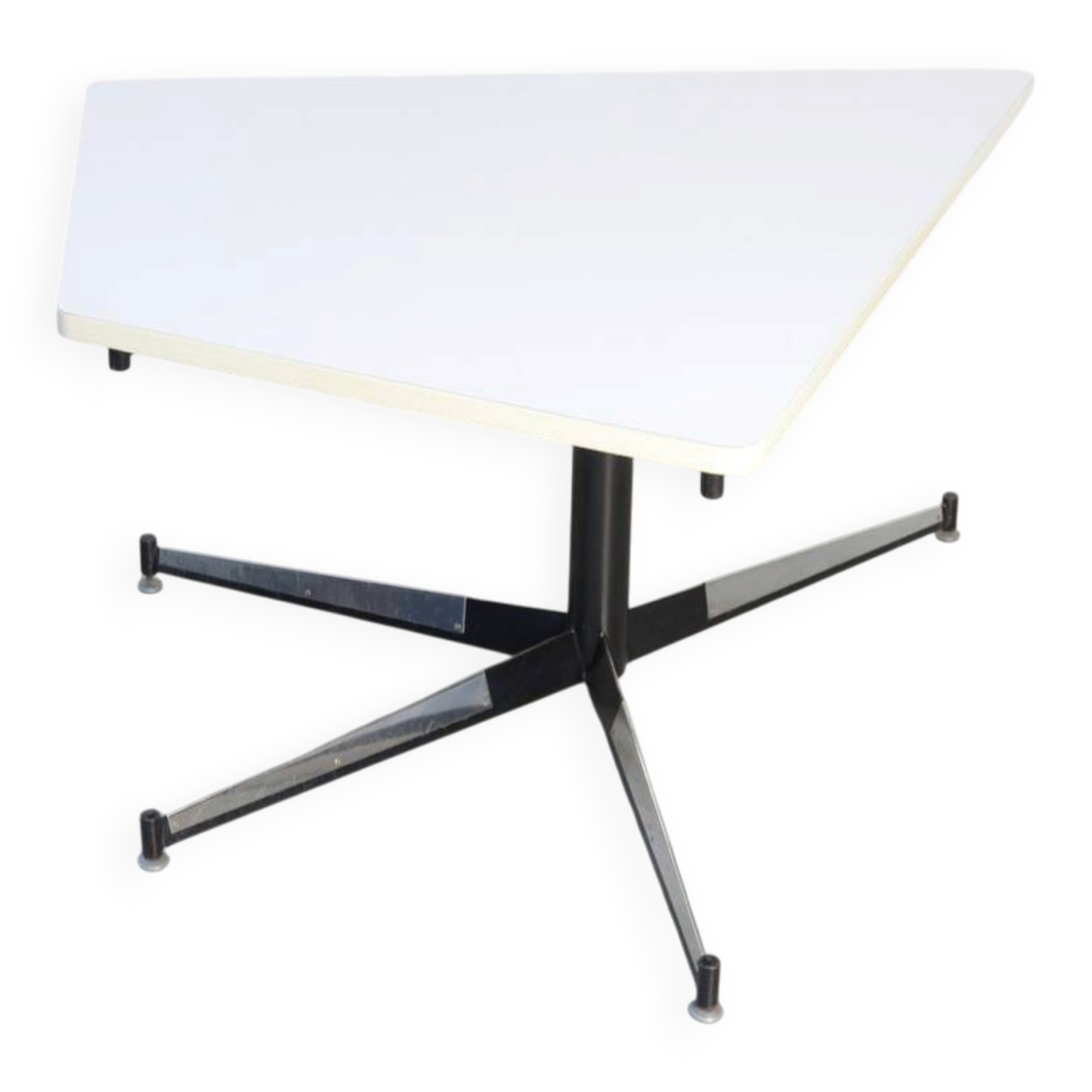 Hic dining table - Willy Van der Meeren - 1967