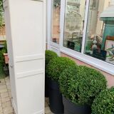 Parisian hat cabinet