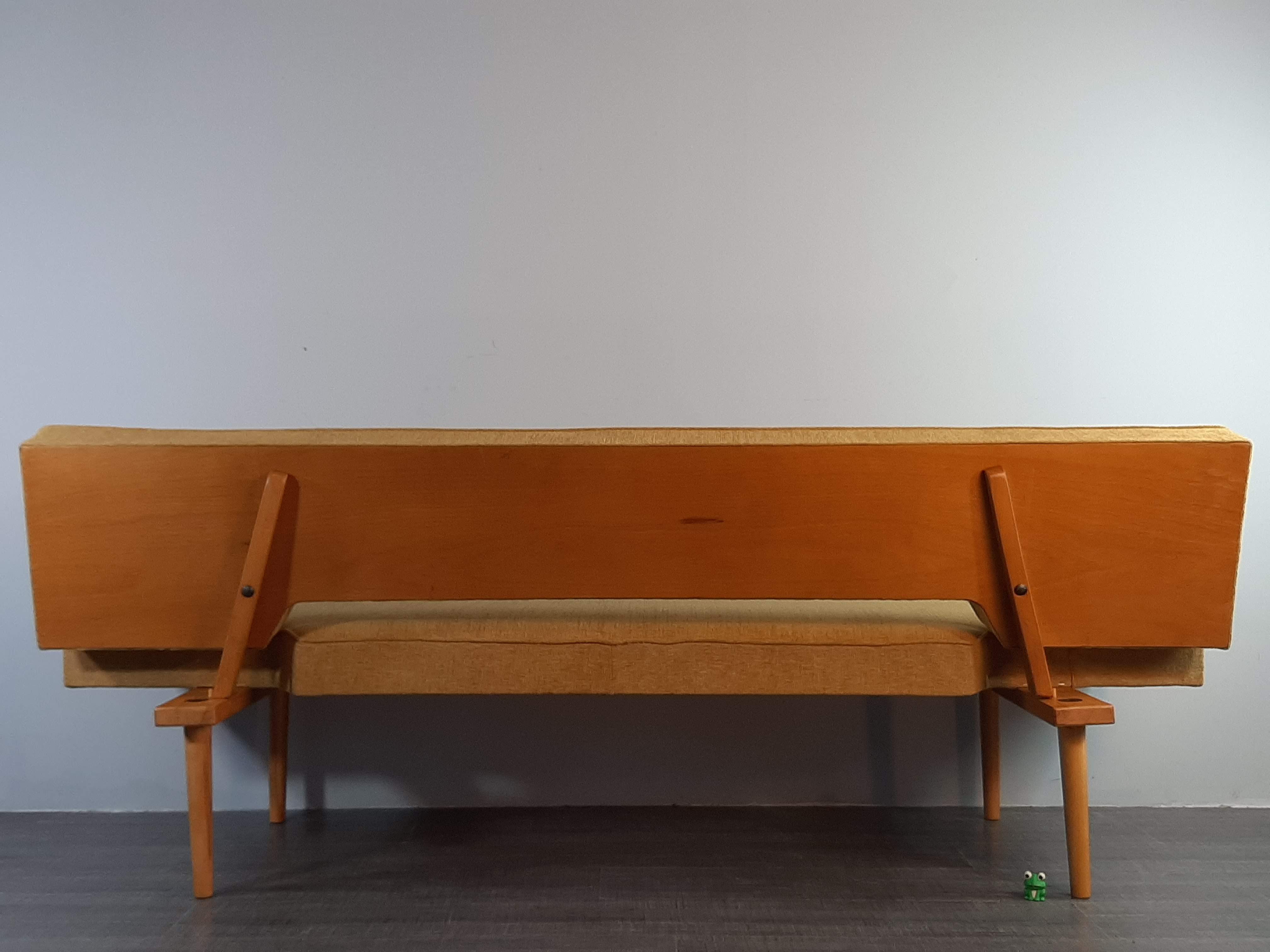 Daybed sofa by Miroslav Navratil, Czech Mid-Century 1960s