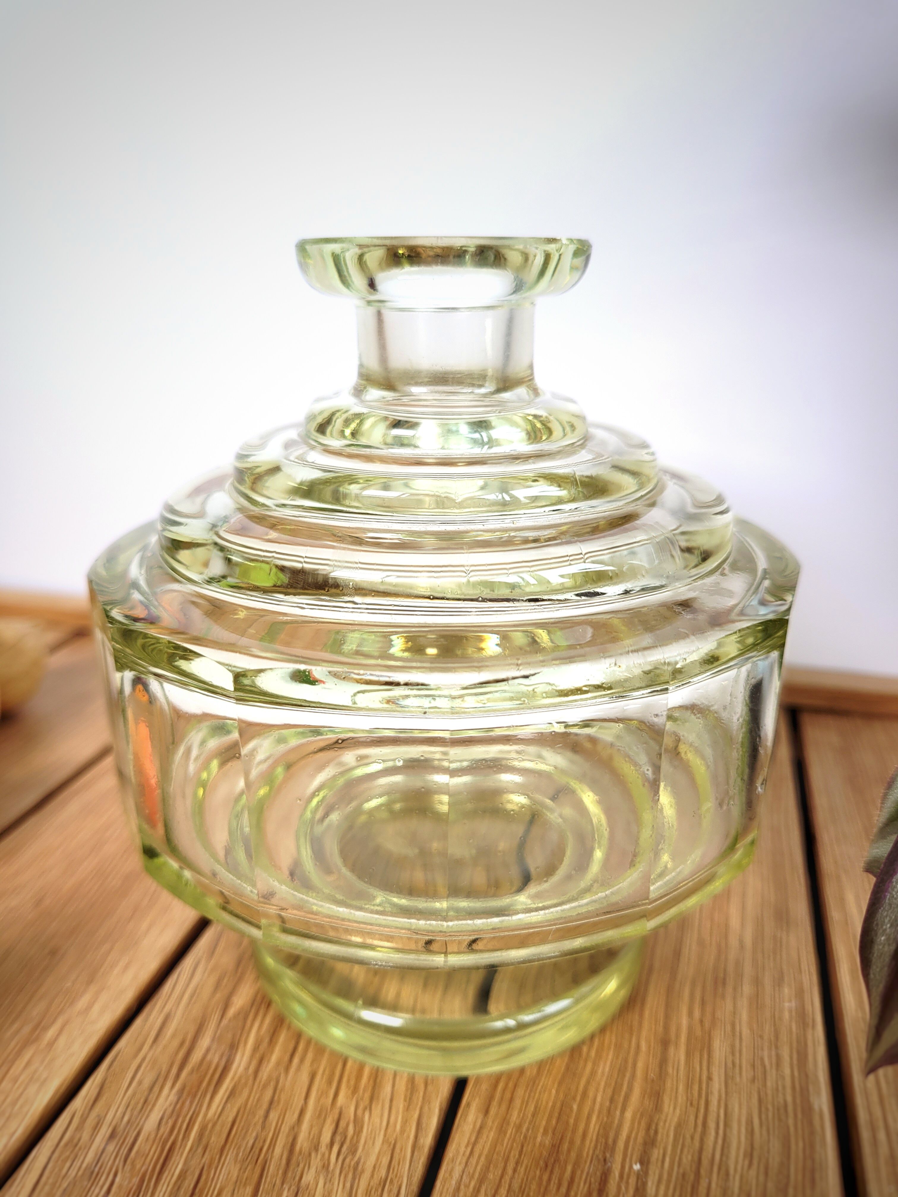 Art Deco soliflore vase