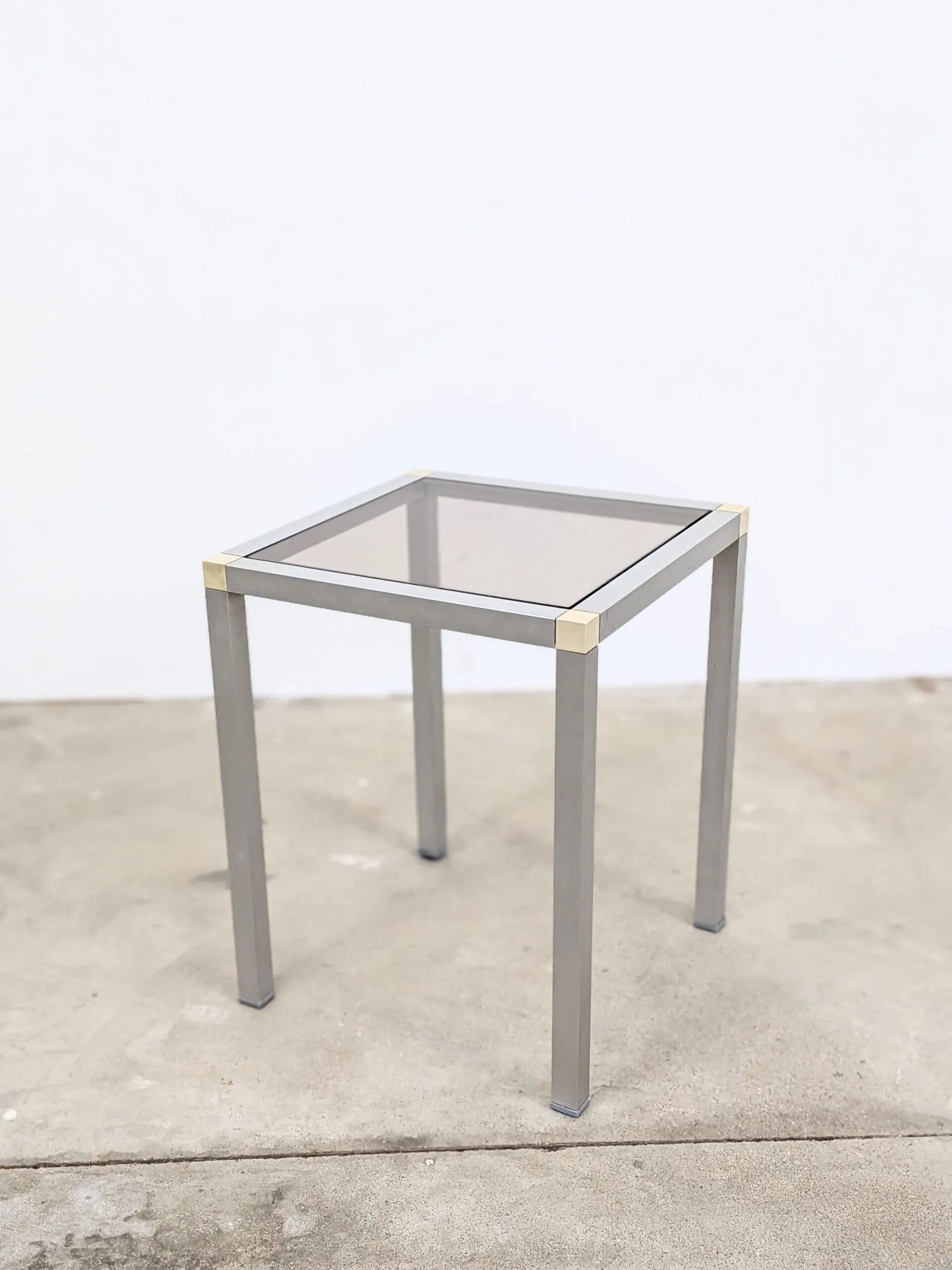 Table d’appoint basse vintage 70s