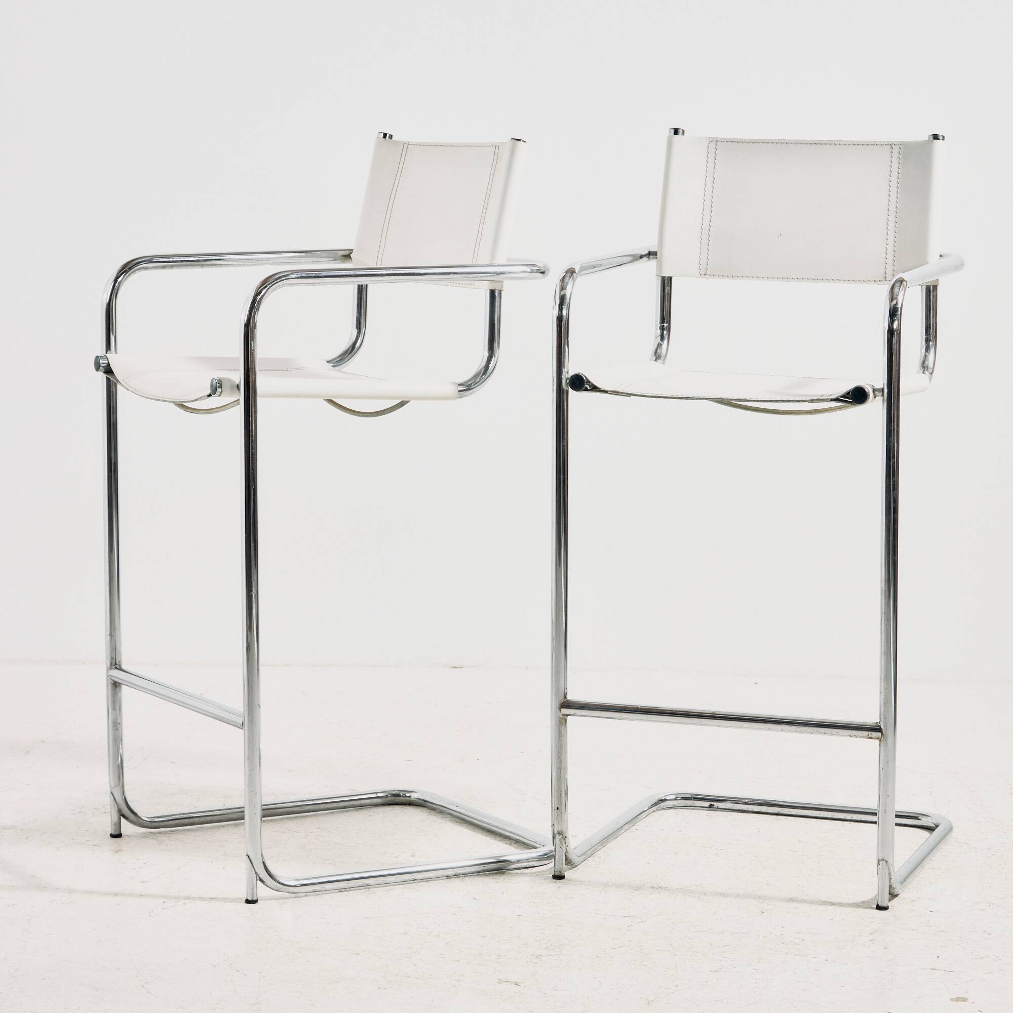 Tabouret de bar tubulaire style Bauhaus