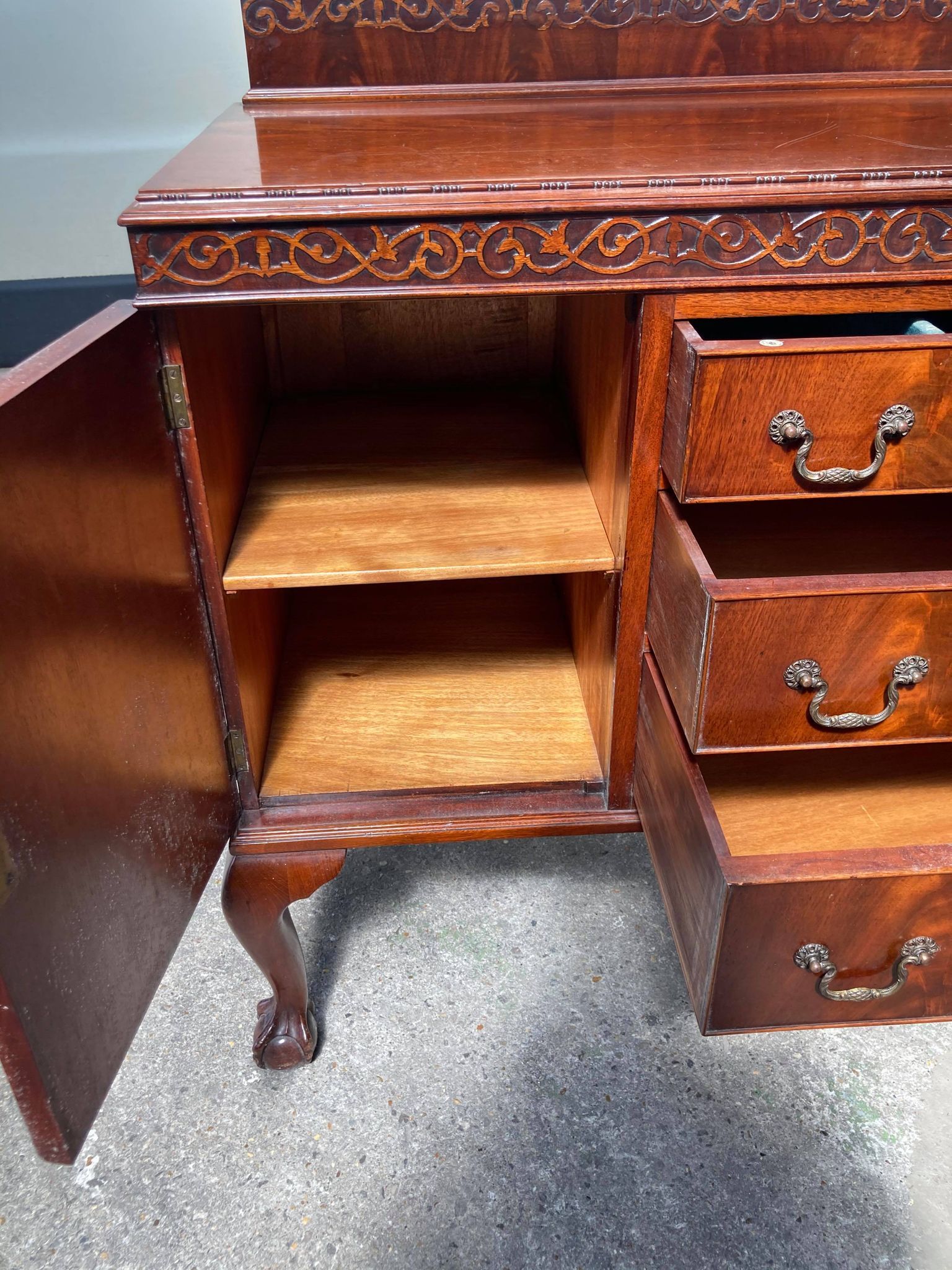 Buffet Chippendale début XXème siècle
