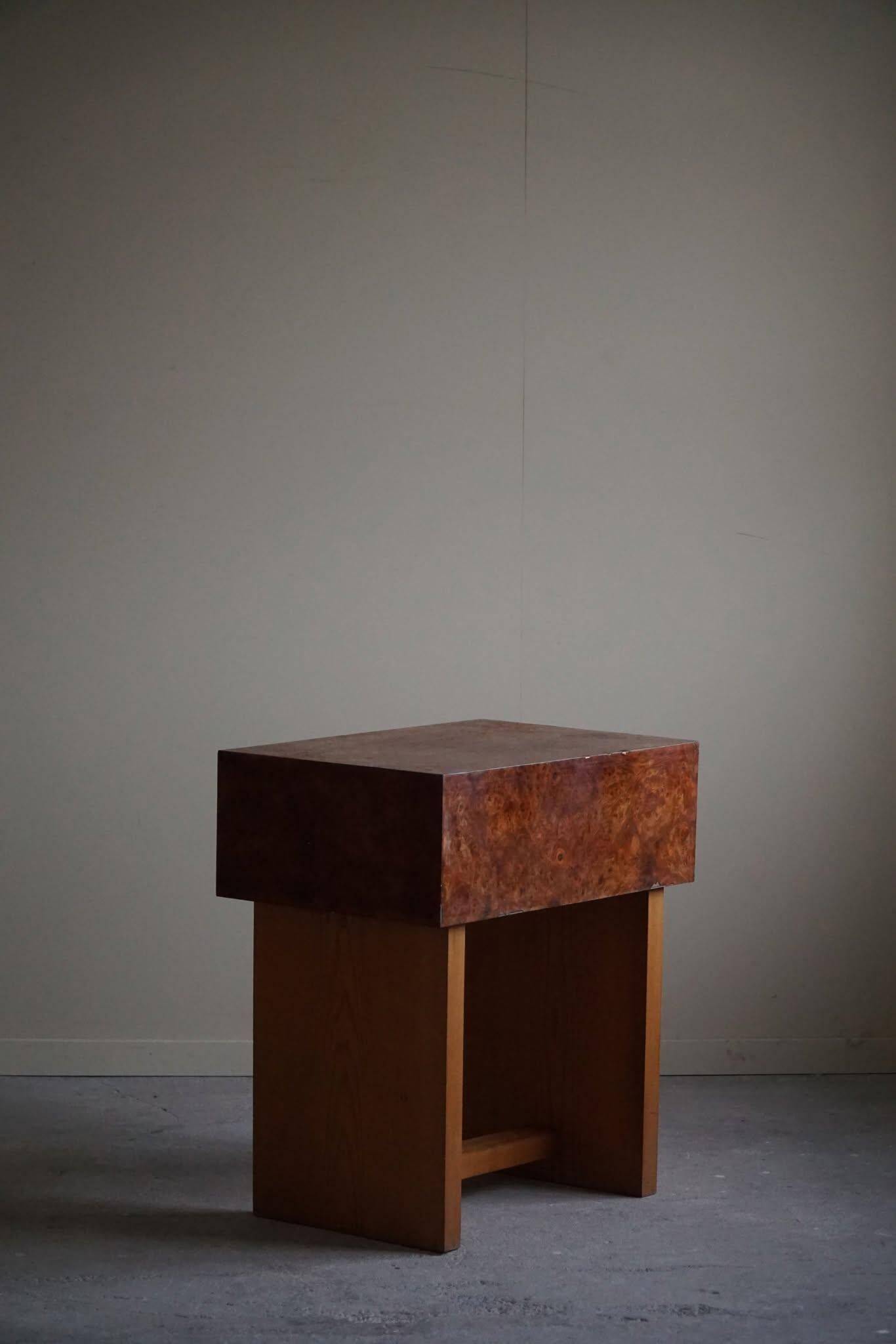 Danish Art Deco console with elm wood and burl drawers, 1940s.