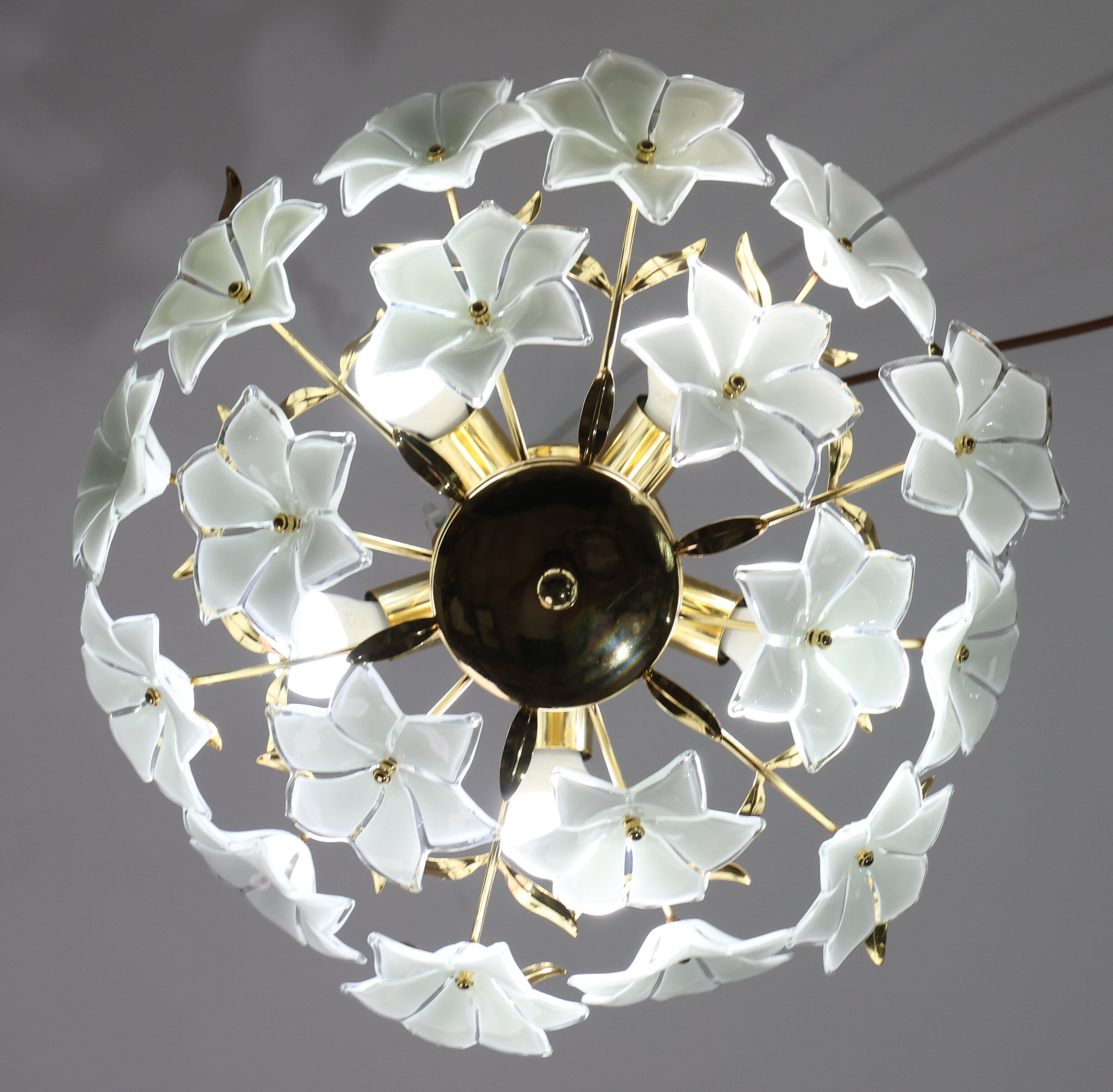 Grace Kelly, Delicious Murano Ceiling Light White Flowers, 1980
