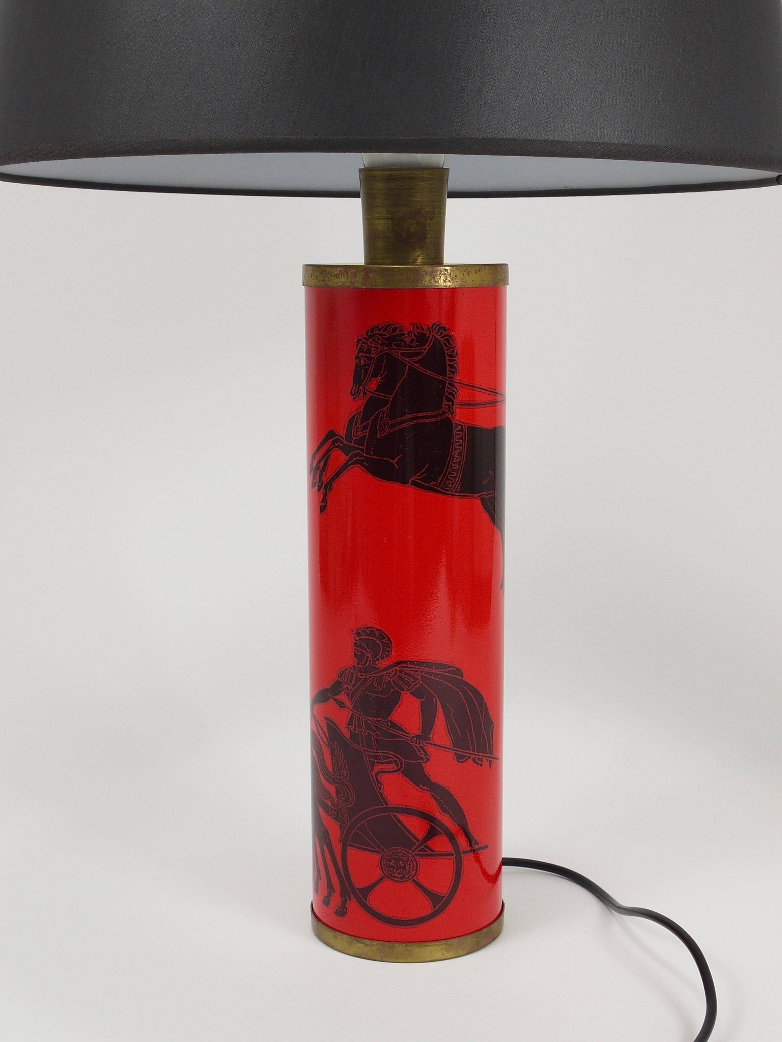 Piero Fornasetti Grande table lamp Bighe red and black mid-century, Italy, 1950s