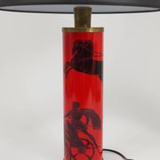 Piero Fornasetti Grande table lamp Bighe red and black mid-century, Italy, 1950s