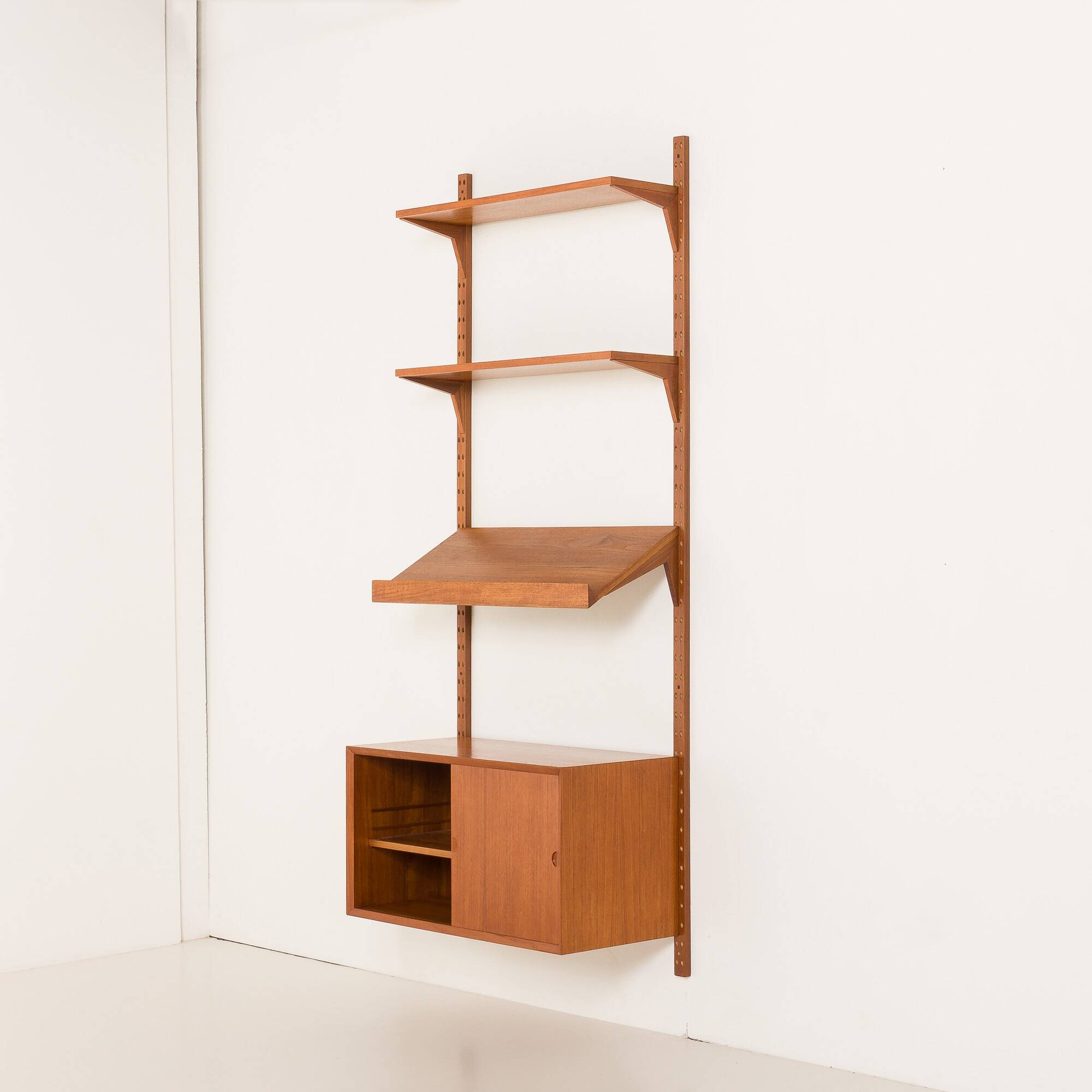 Poul Cadovius teak wall unit with expository shelf for Cado, Denmark 1960s
