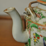 Chinese porcelain teapot Canton China 19th century with wicker basket