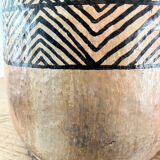 Sejnane terracotta vase