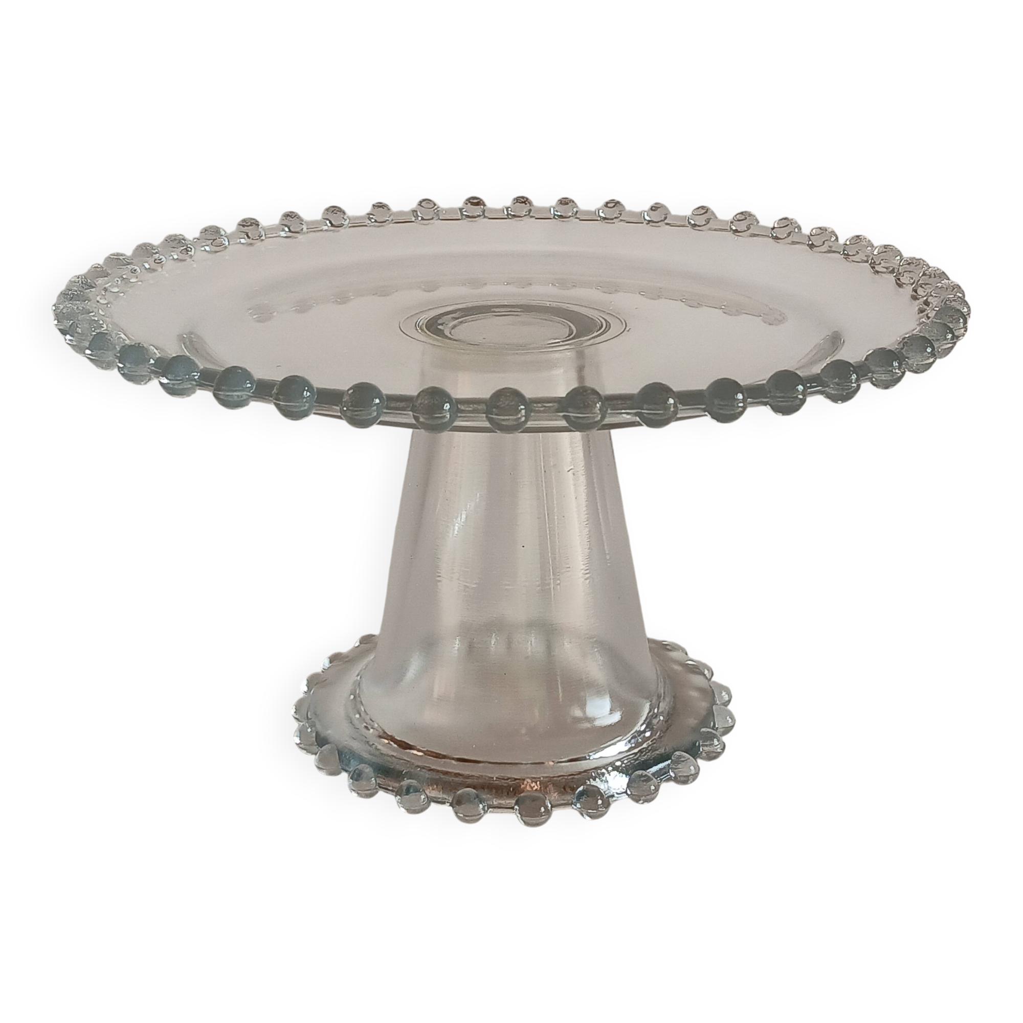 Glass cake dish