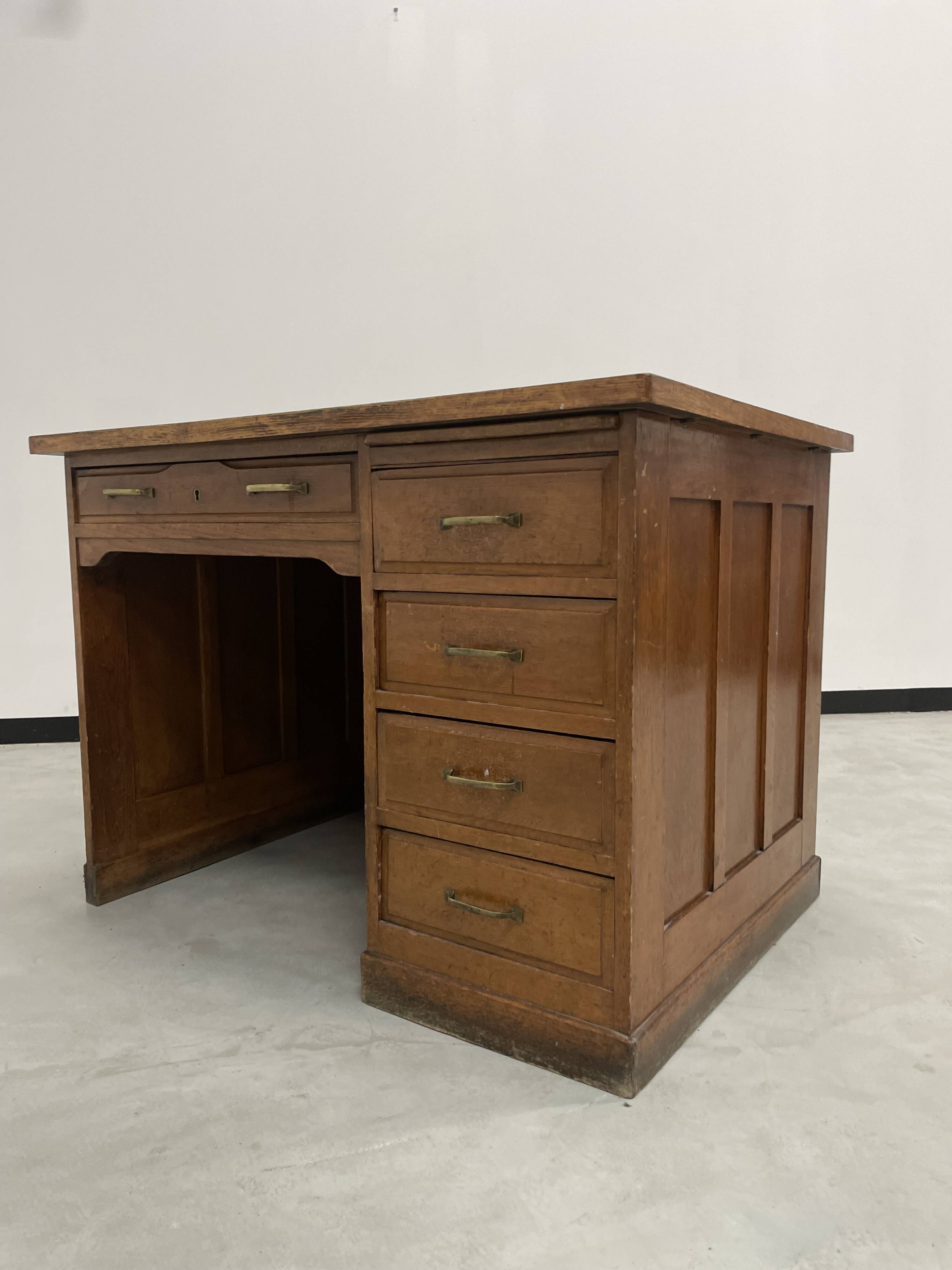 Oak and veneer counter or desk