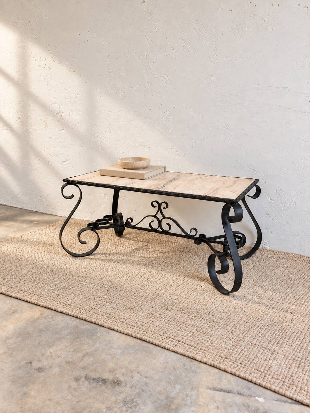 Coffee table in marble and wrought iron, Mediterranean spirit.