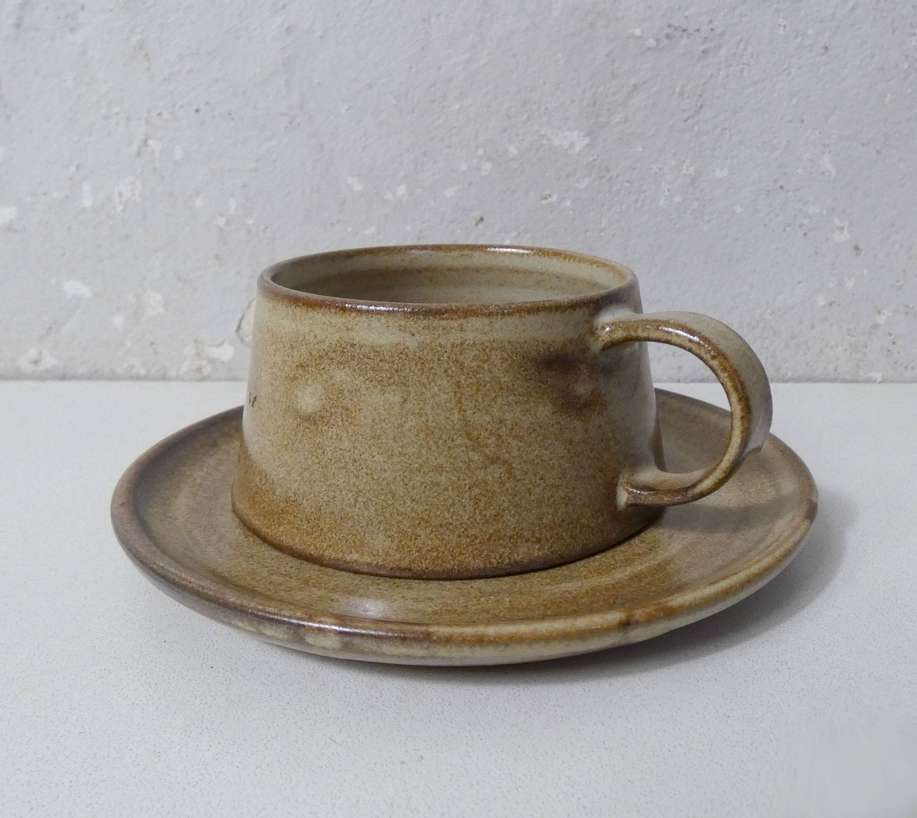 3 stoneware cups