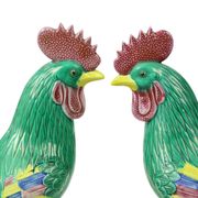 Paire de coqs polychromes émaillés en porcelaine chinoise 34 cm