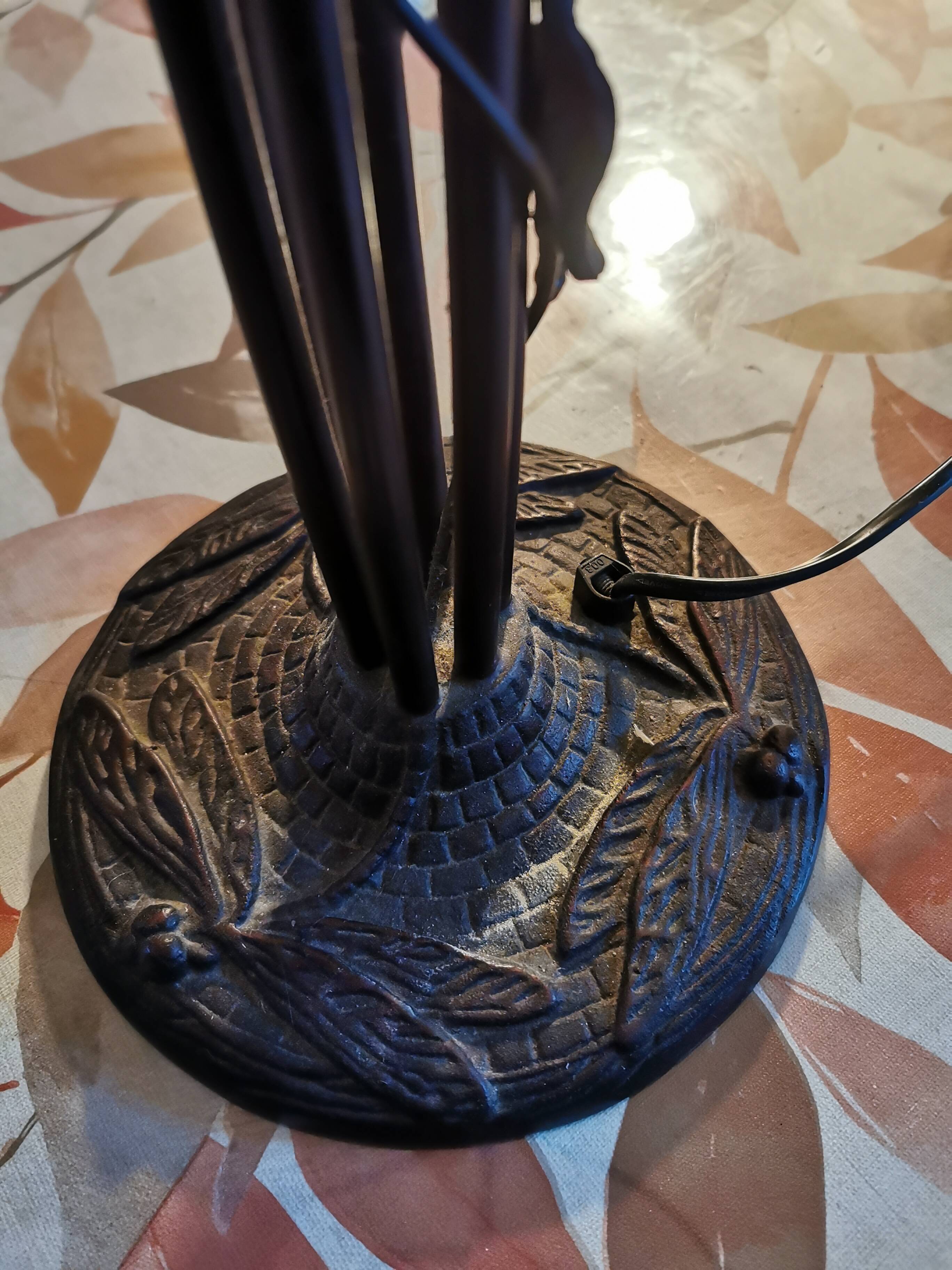 Table lamp