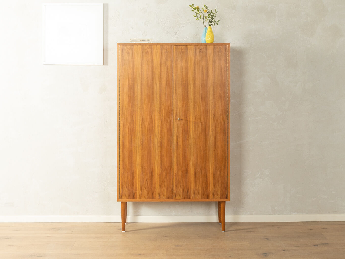Commode classique des années 1960