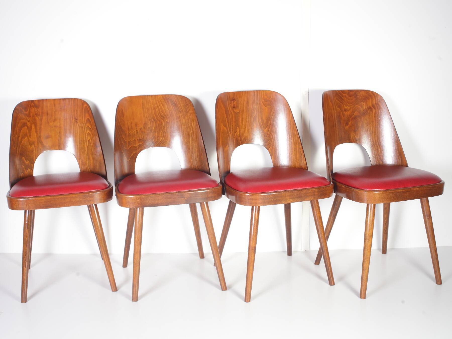 Dining chairs by Oswald Haerdtl, set of 4