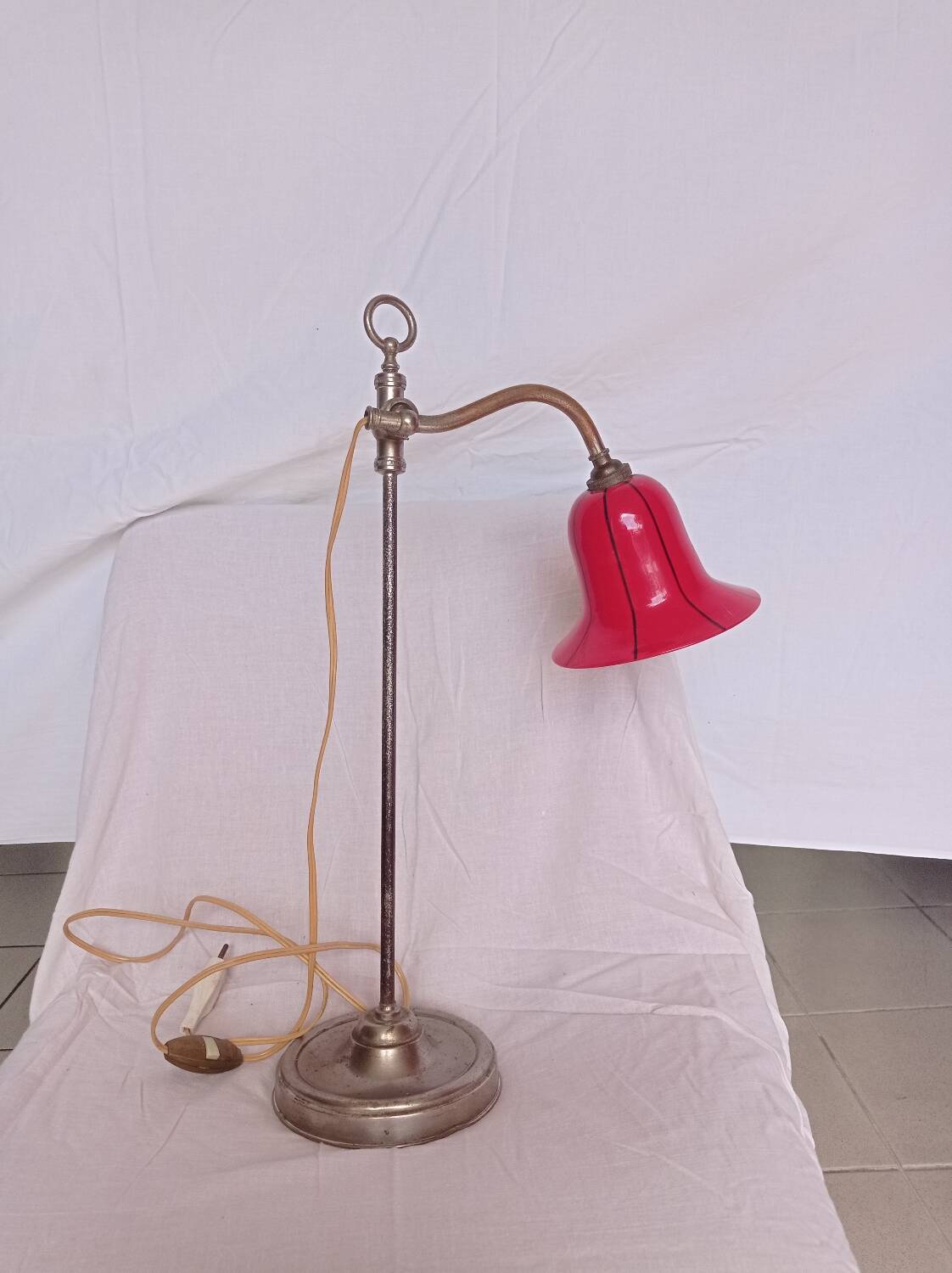 Swan neck lamp