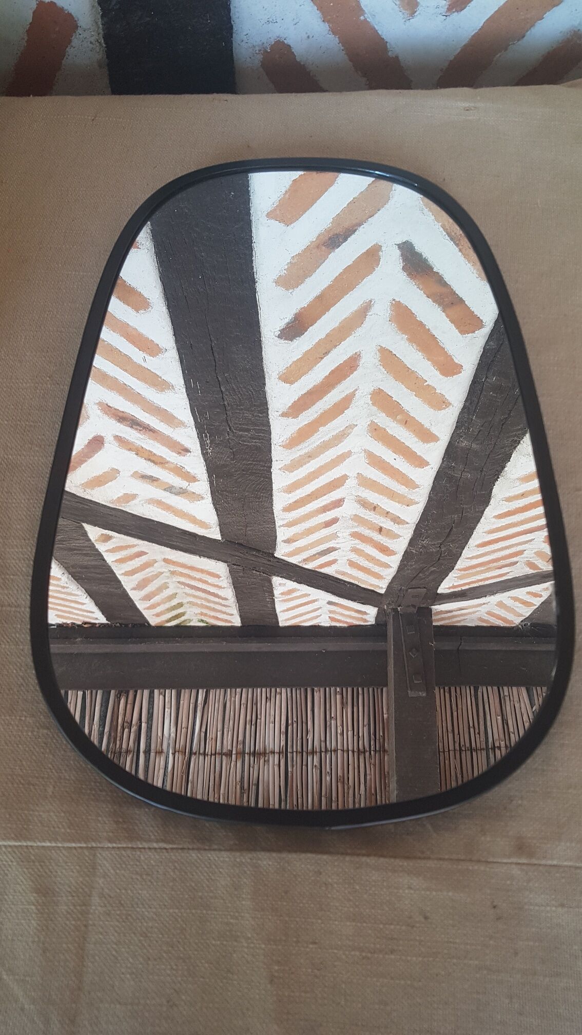 Black freeform mirror