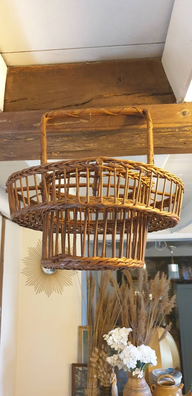 Bottle holder basket