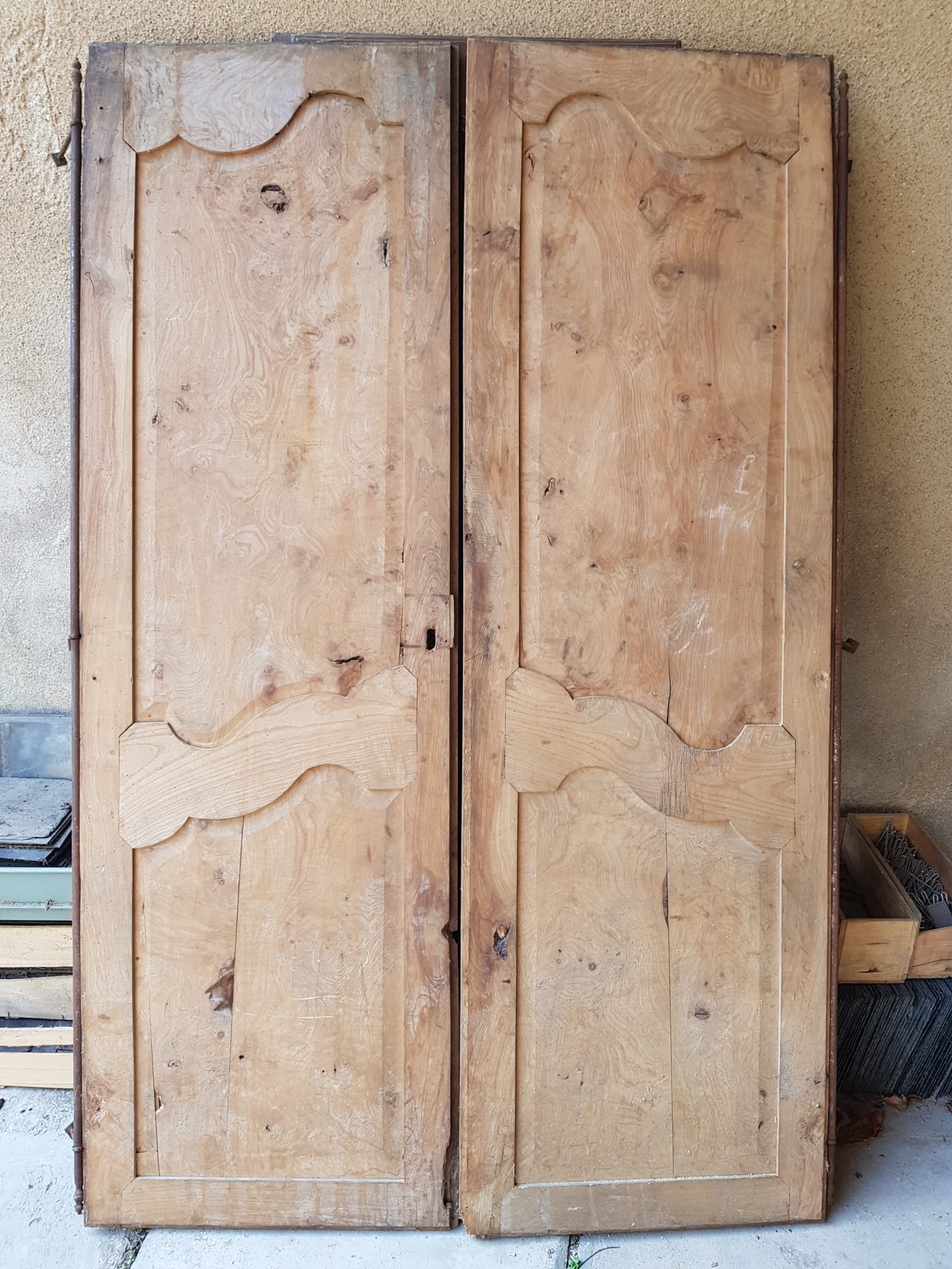 Double wall closet doors Louis XV