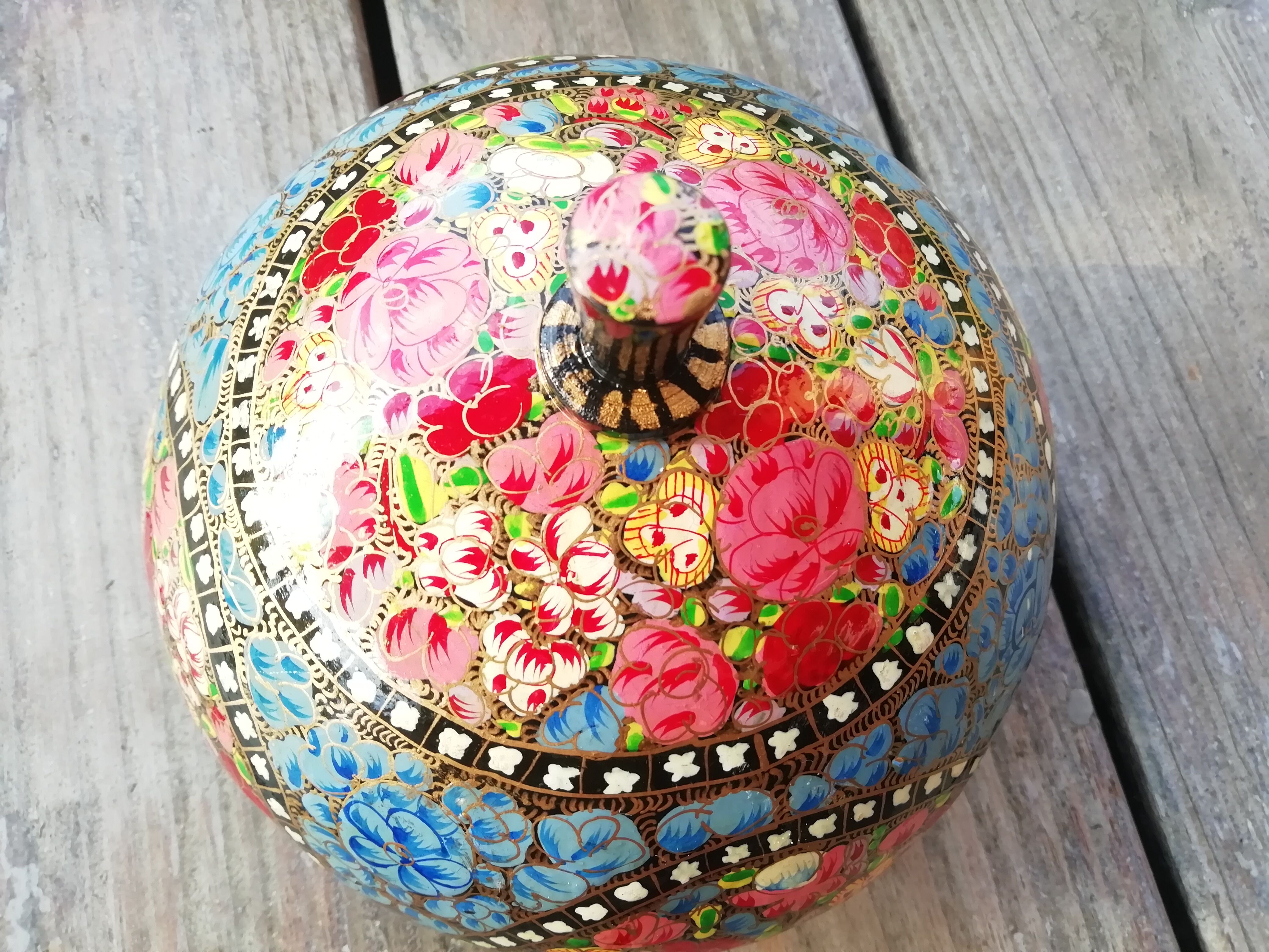 Painted box Russian style